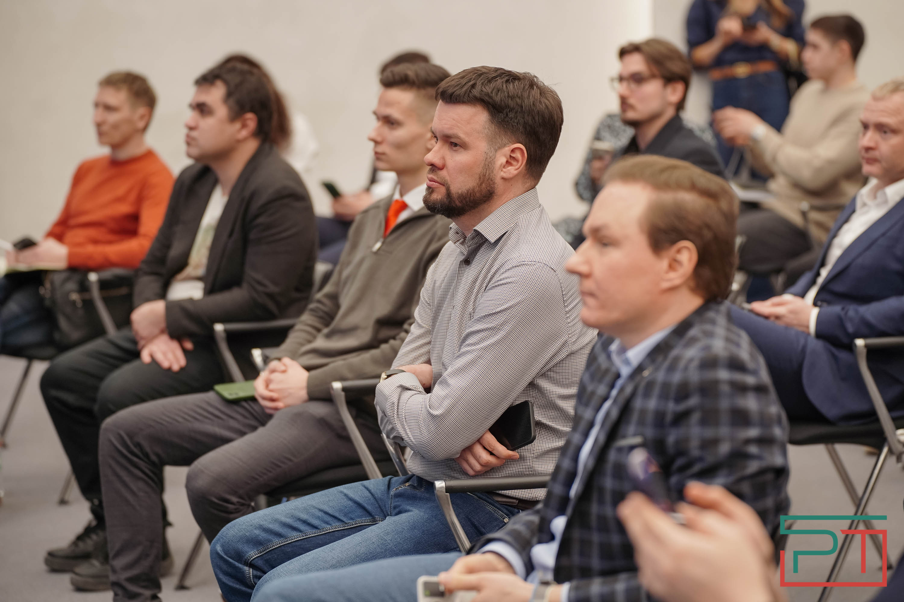 Глава Минцифры РТ встретился с IT-сообществом