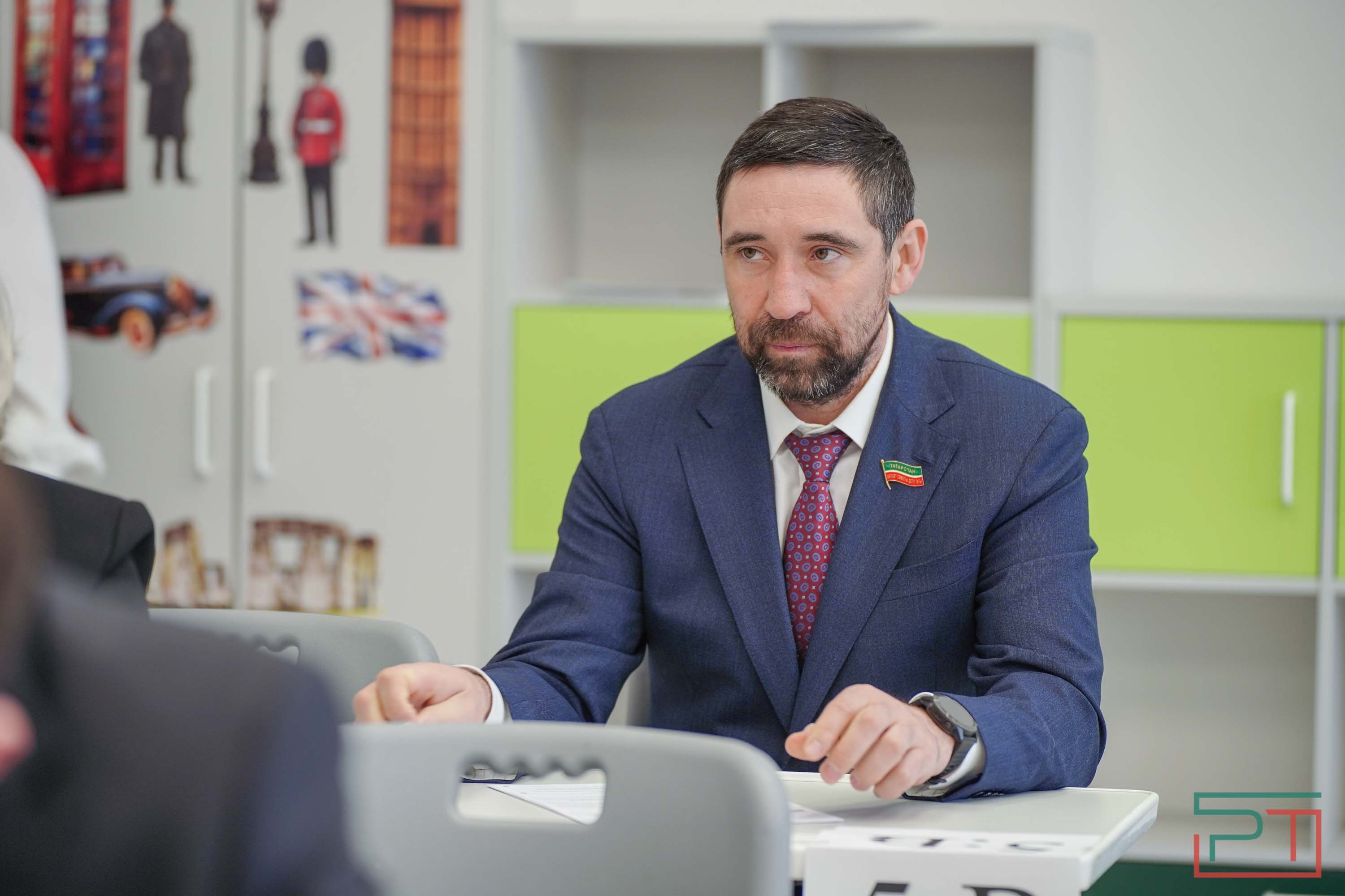 Депутаты Госсовета РТ сдали ЕГЭ