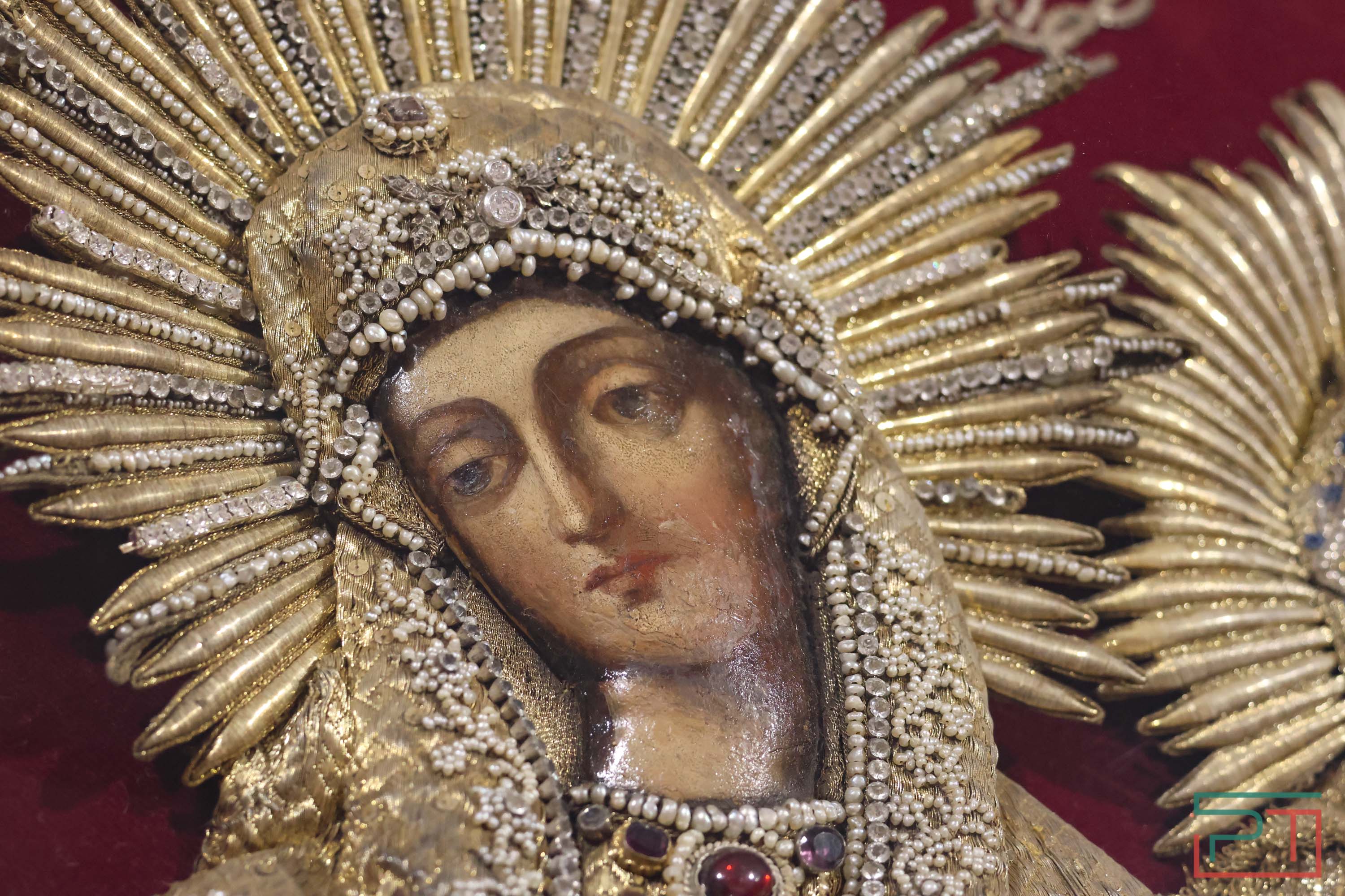 Разворовали и переплавили: митрополит Кирилл открыл в Казани выставку «Не должно вам быть»