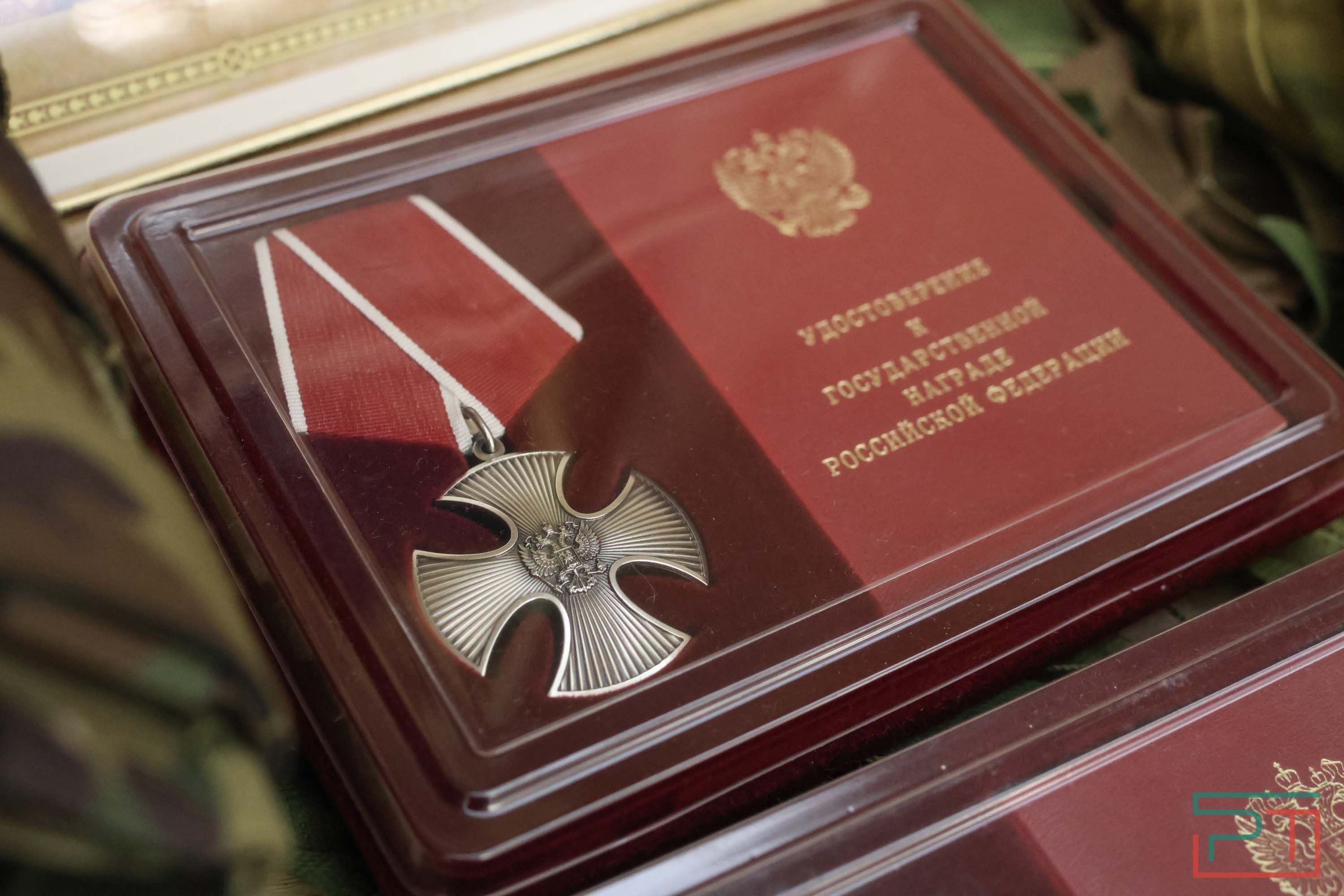 Элла Памфилова посетила выставку, посвященную бойцам СВО