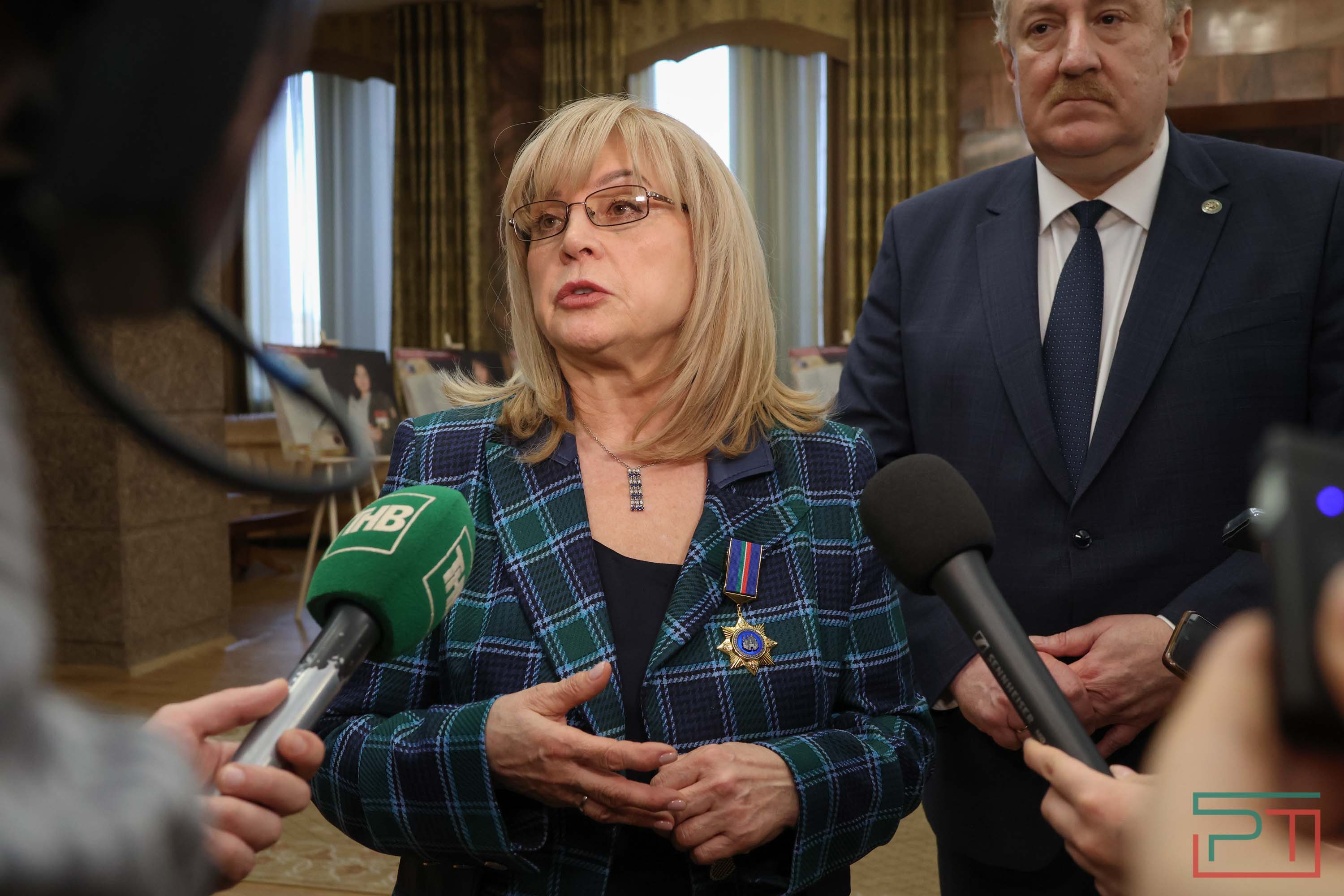 Элла Памфилова посетила выставку, посвященную бойцам СВО