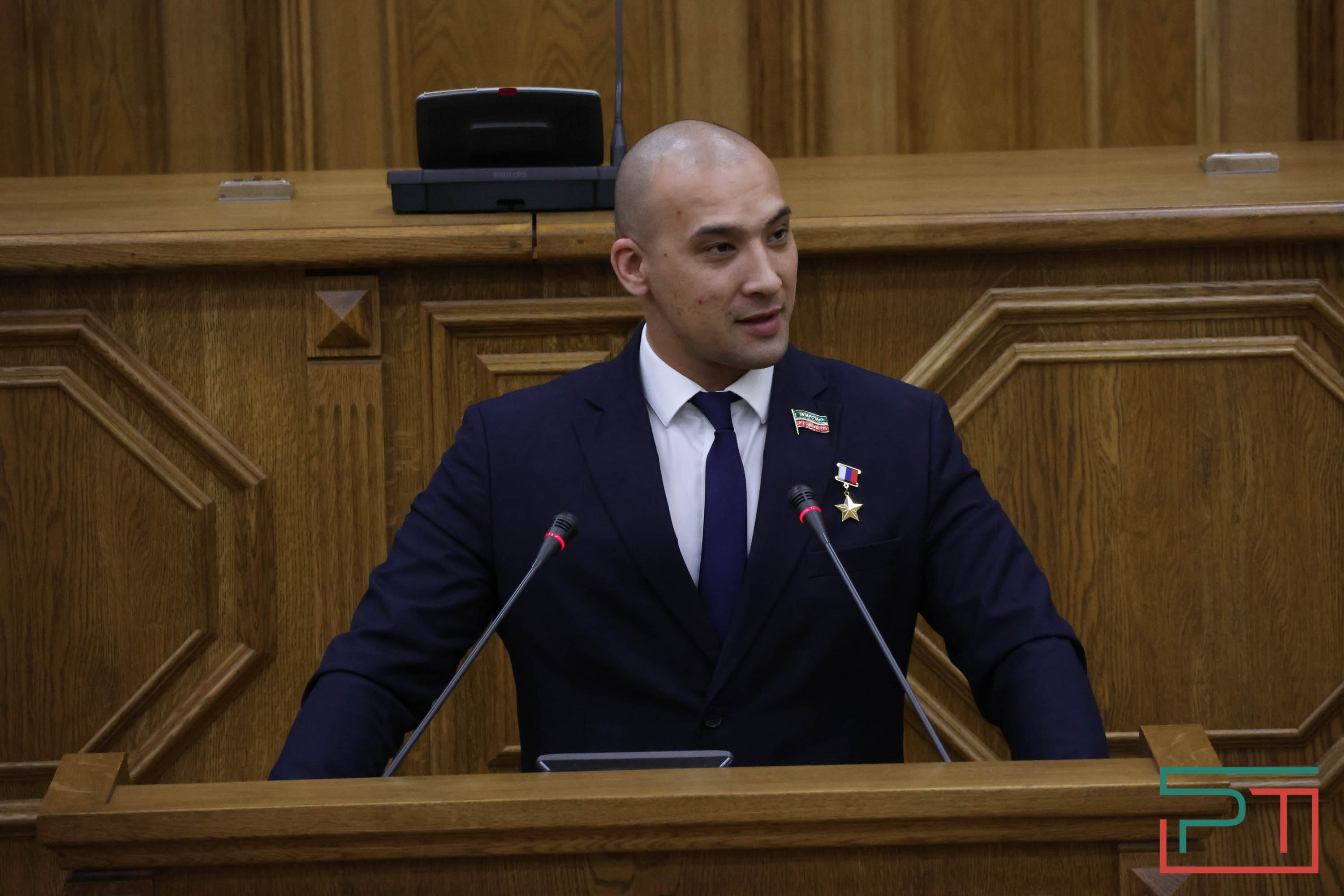 В Госсовете наградили победителей парламентских уроков