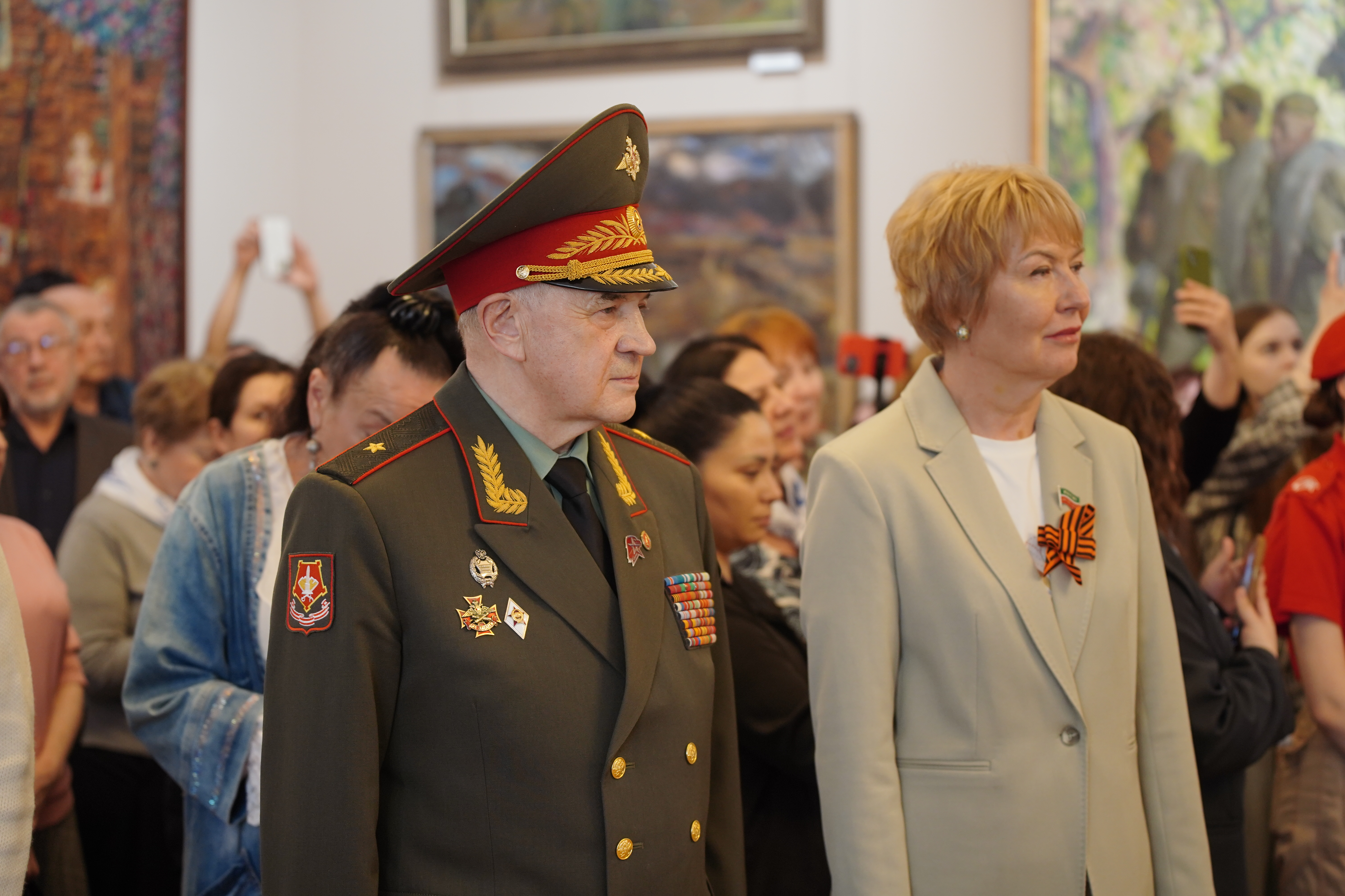 В Казани открылась выставка «Вечный огонь нашей памяти» к 80-летию Победы