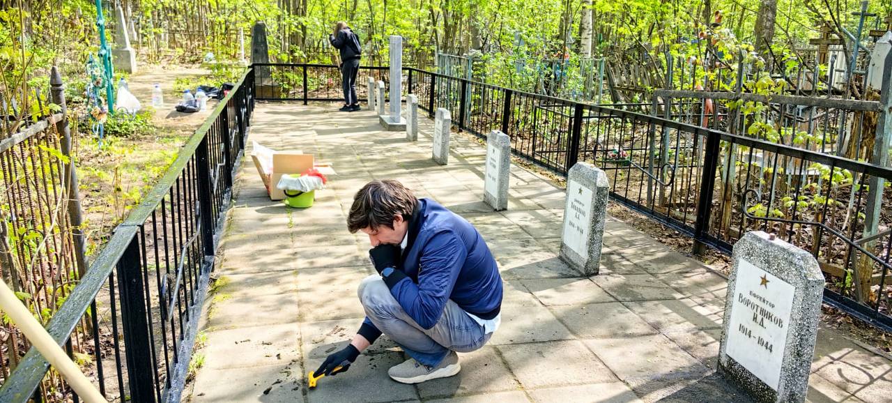 В Казани провели уборку воинских захоронений, признанных культурным наследием