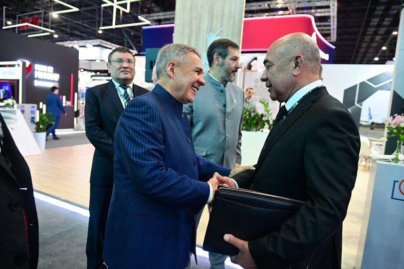 Минниханов в Узбекистане принял участие в выставке «ИННОПРОМ. Центральная Азия»