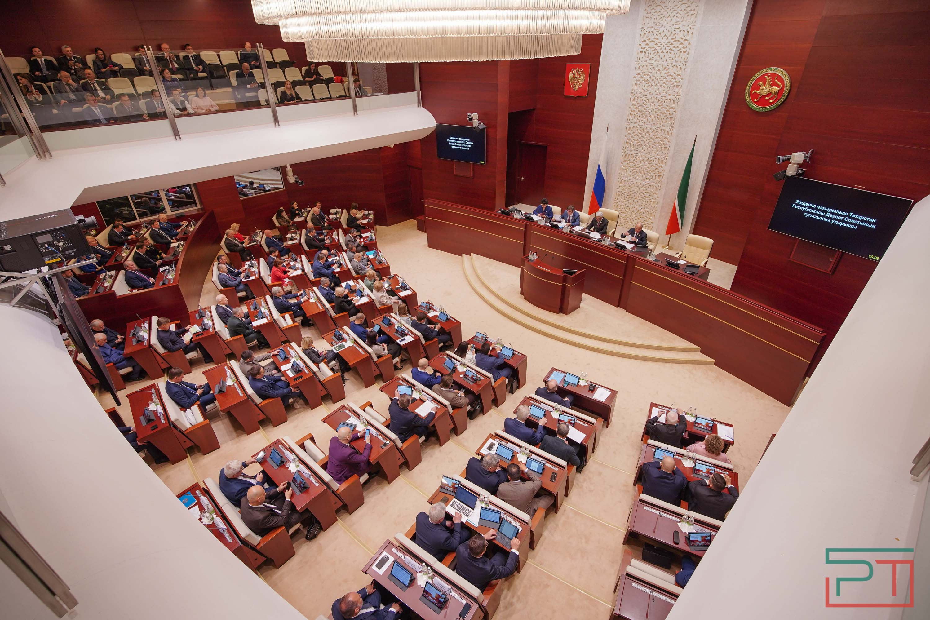 «Татарстан не просто выстоял»: Госсовет принял отчет Песошина по итогам работы в 2024 году