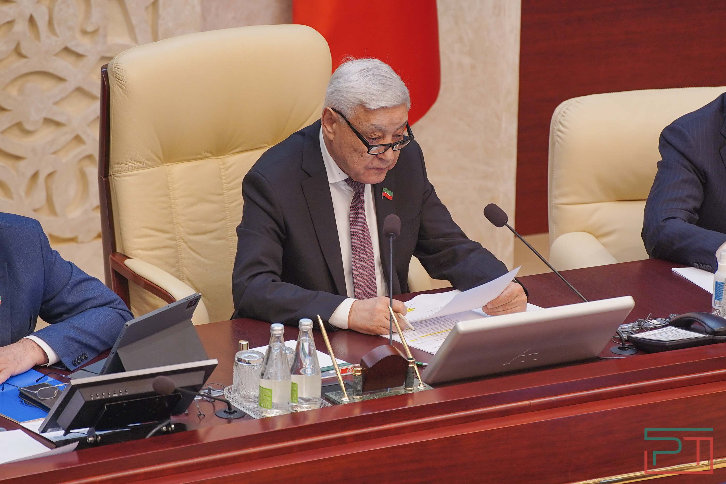 «Татарстан не просто выстоял»: Госсовет принял отчет Песошина по итогам работы в 2024 году