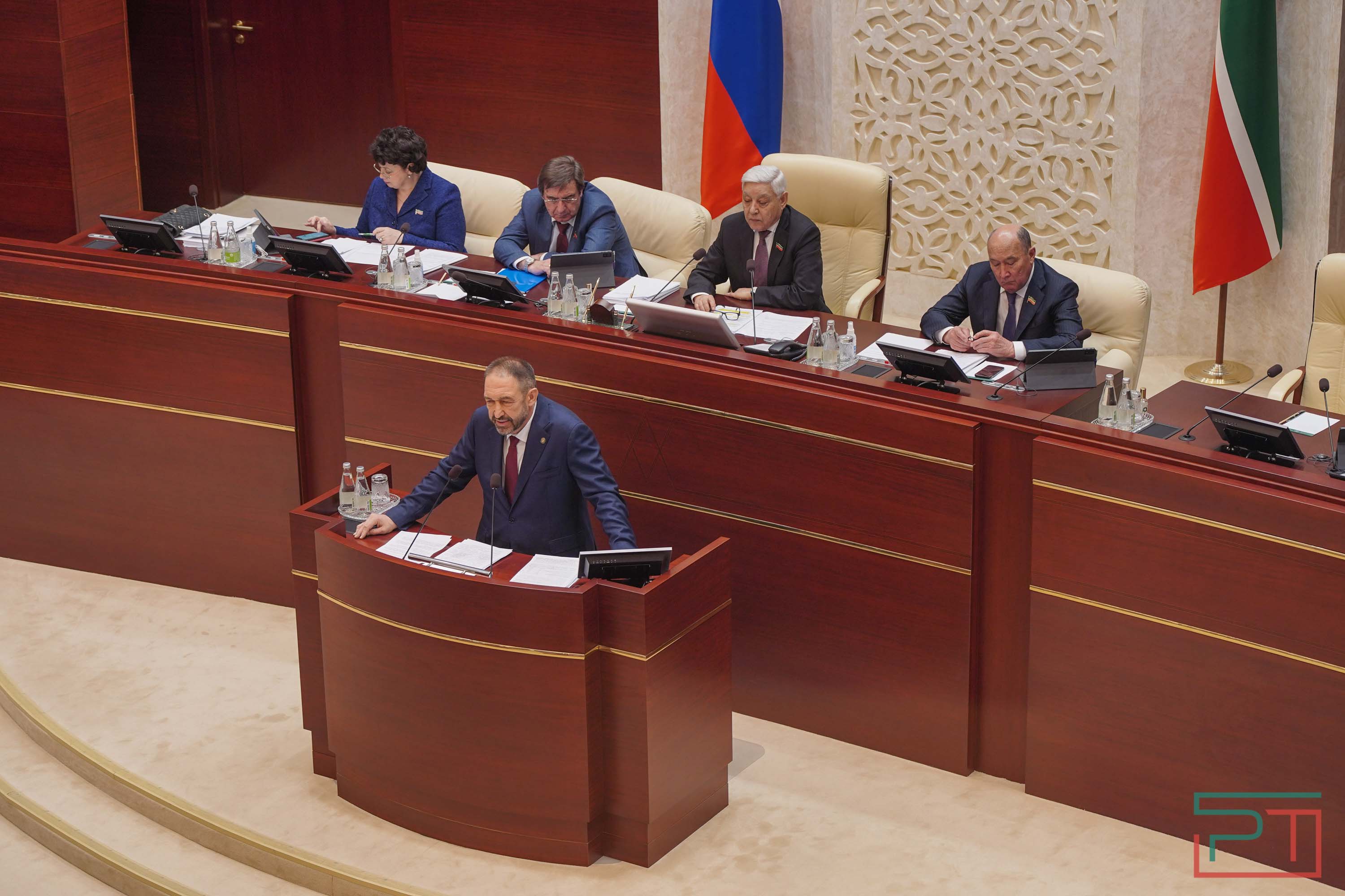 «Татарстан не просто выстоял»: Госсовет принял отчет Песошина по итогам работы в 2024 году