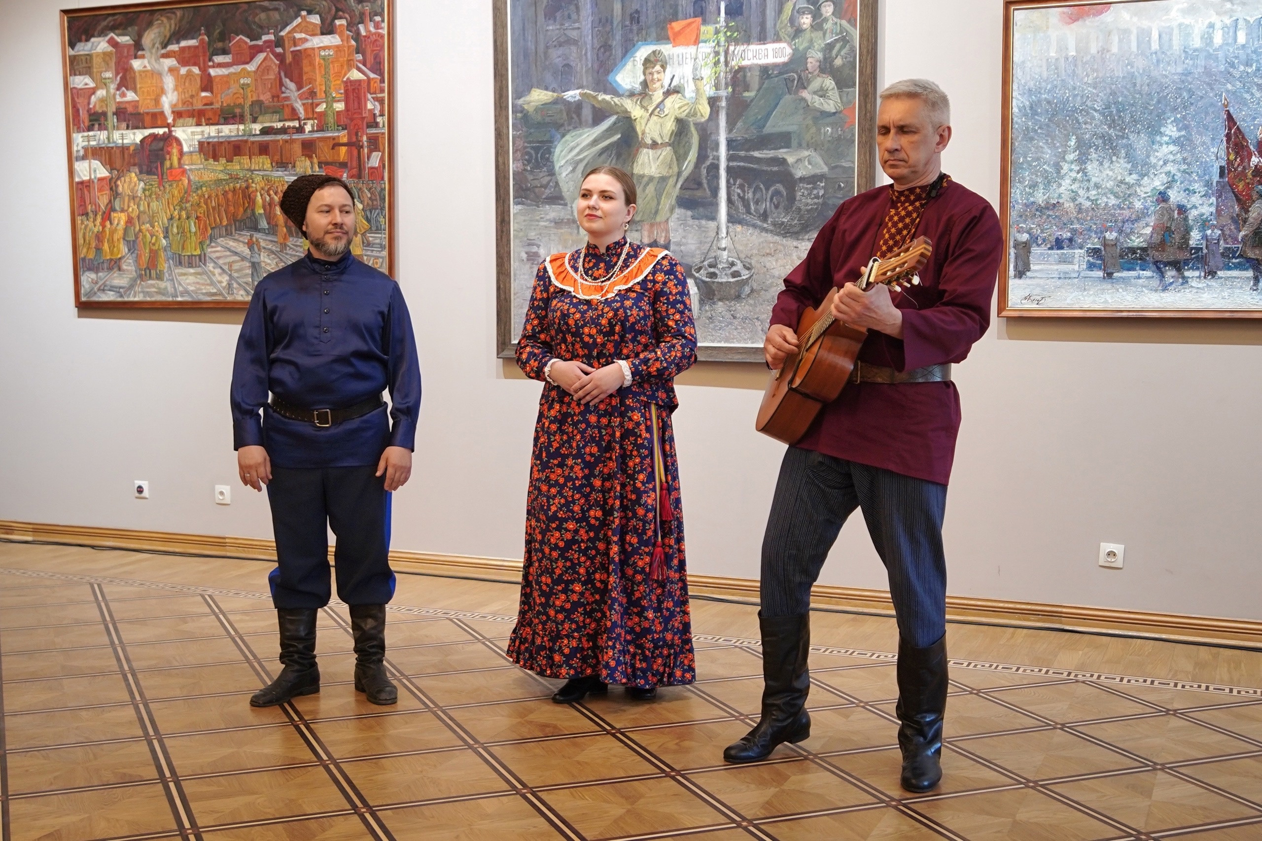 В Казани открылась выставка «Вечный огонь нашей памяти» к 80-летию Победы