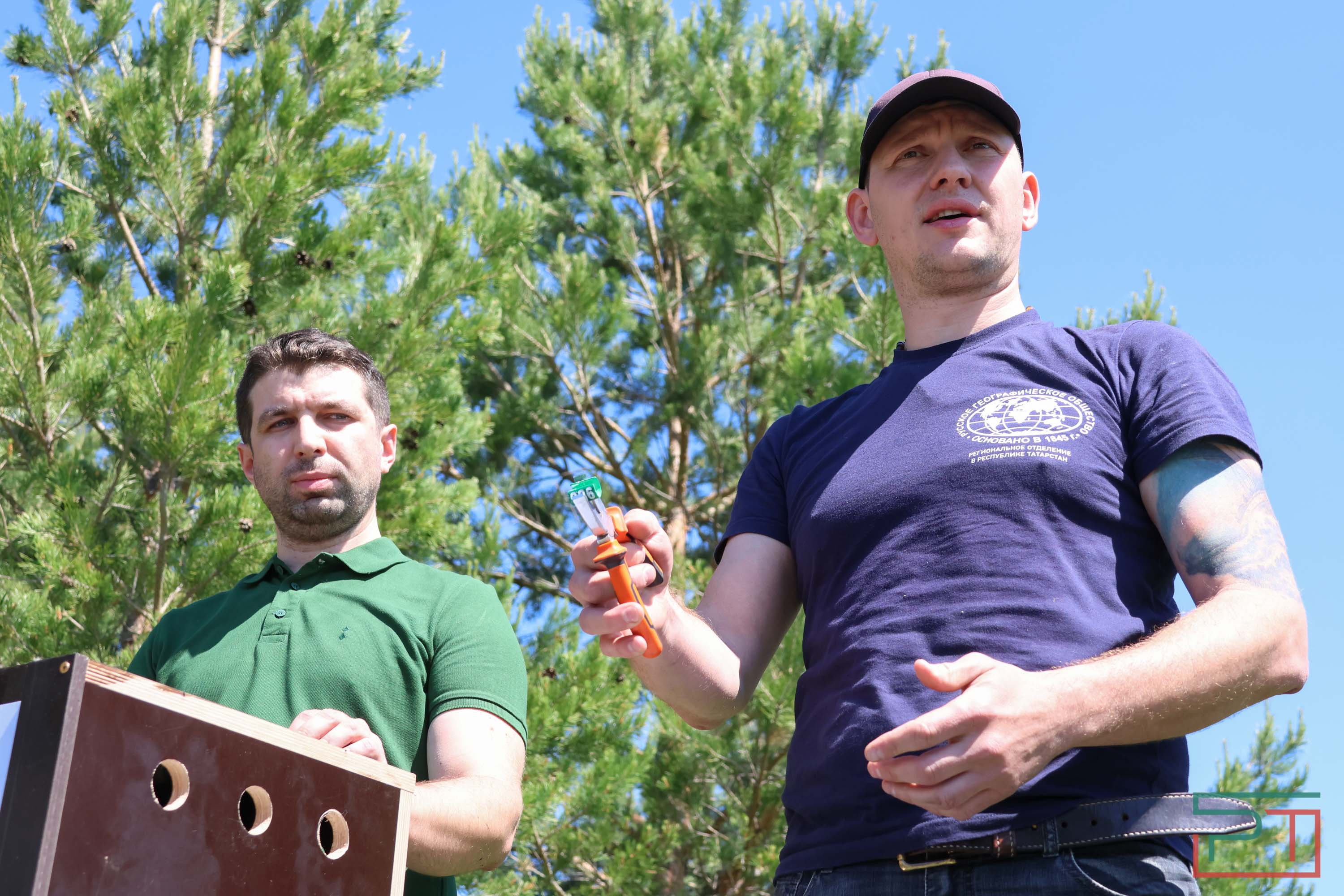 В Камско-Устьинский район доставили 8 птенцов сокола-балобана