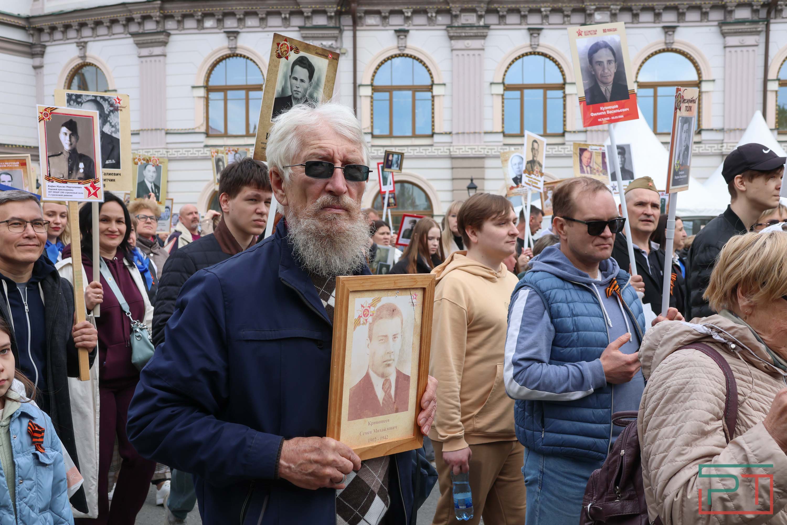 Шествие «Бессмертный полк» в Казани