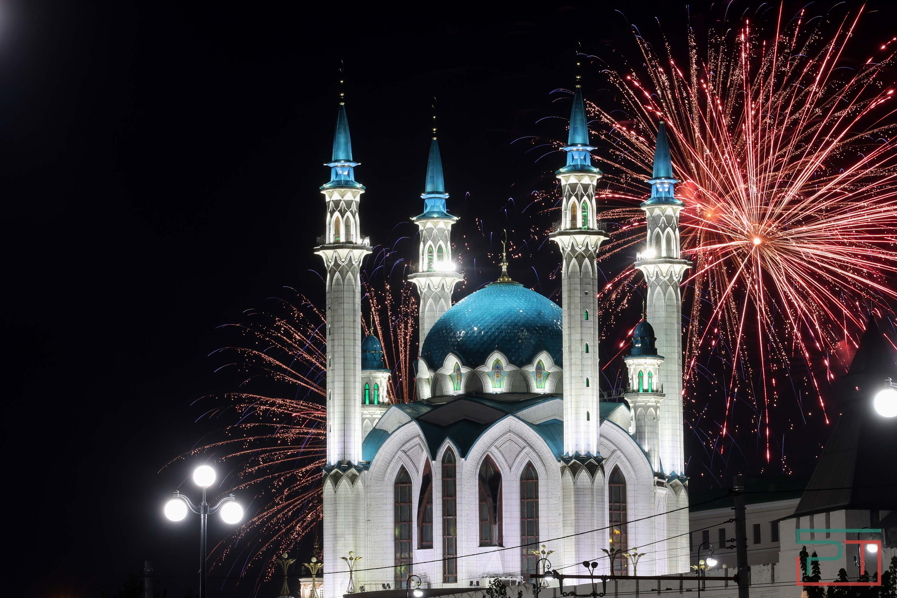 Салют в Казани 9 мая