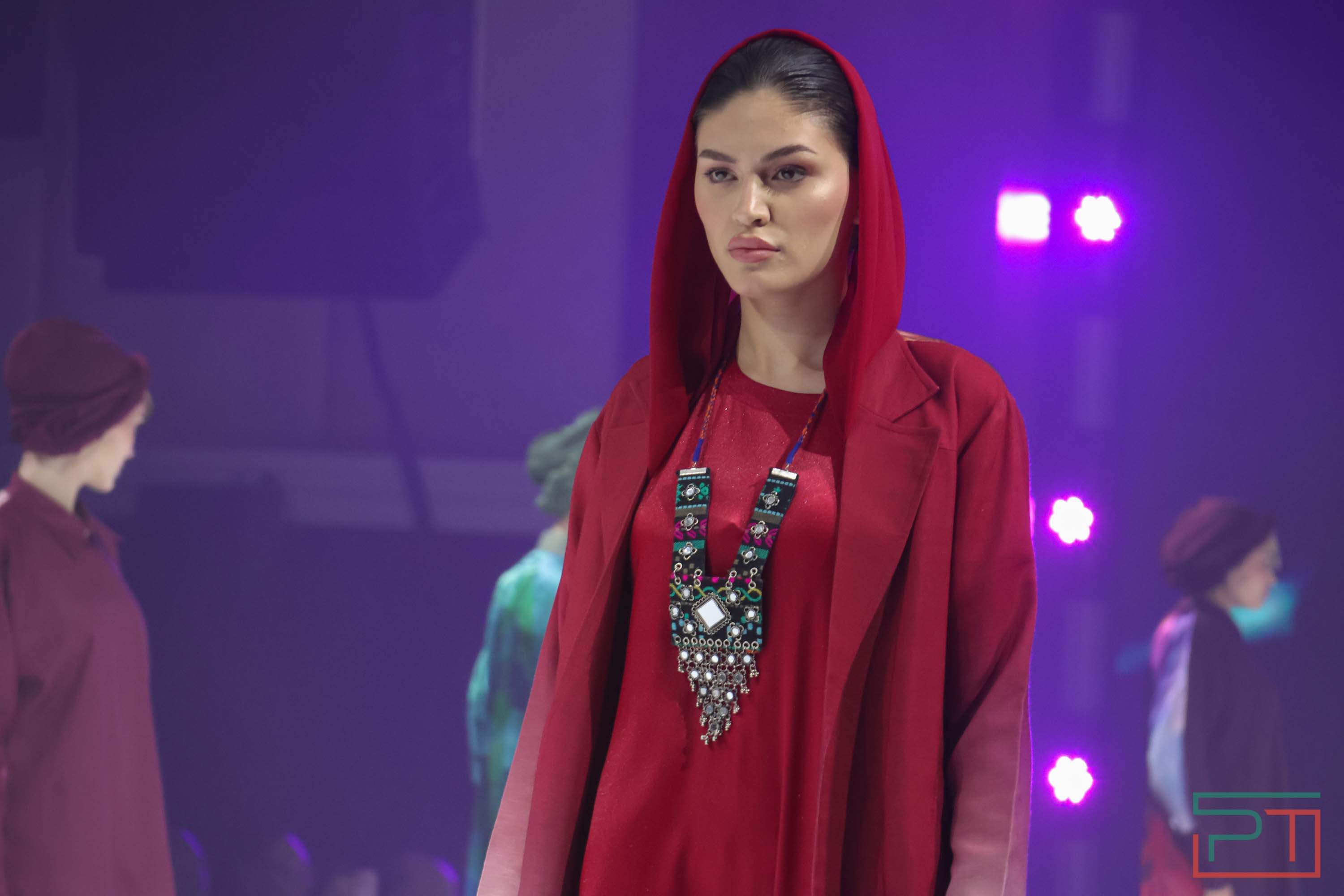 Показ благопристойной моды Modest Fashion Day