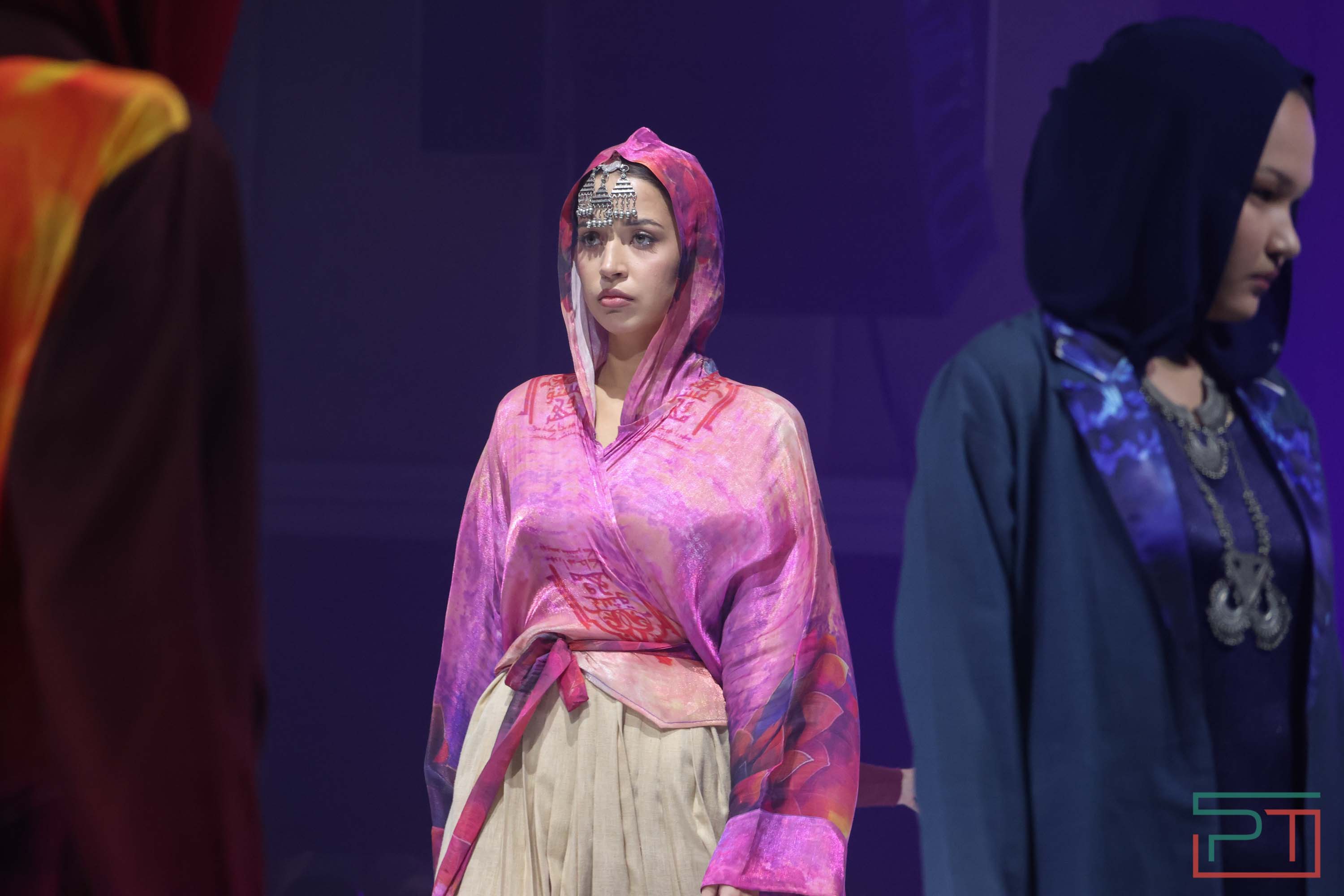 Показ благопристойной моды Modest Fashion Day