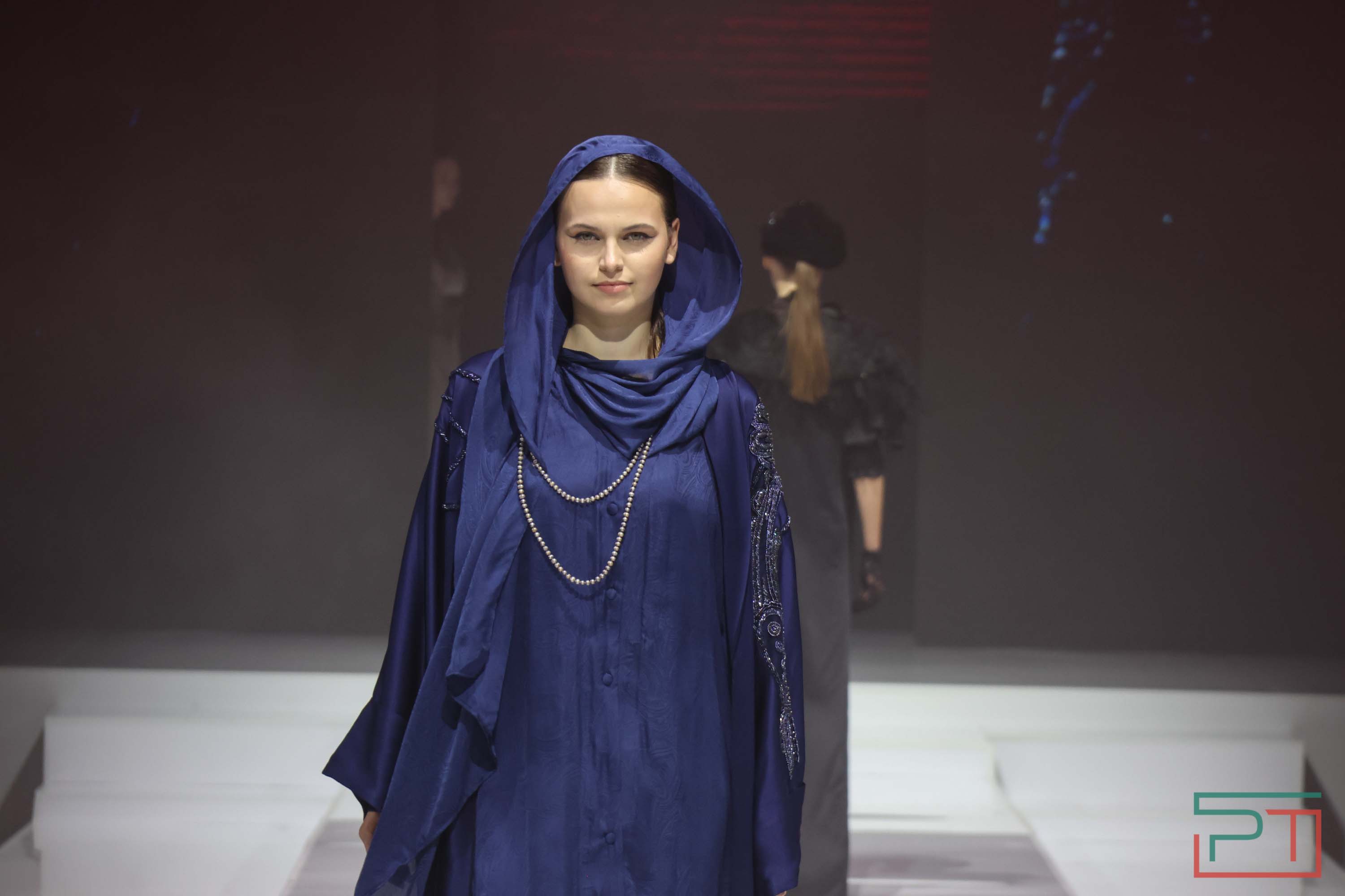 Показ благопристойной моды Modest Fashion Day