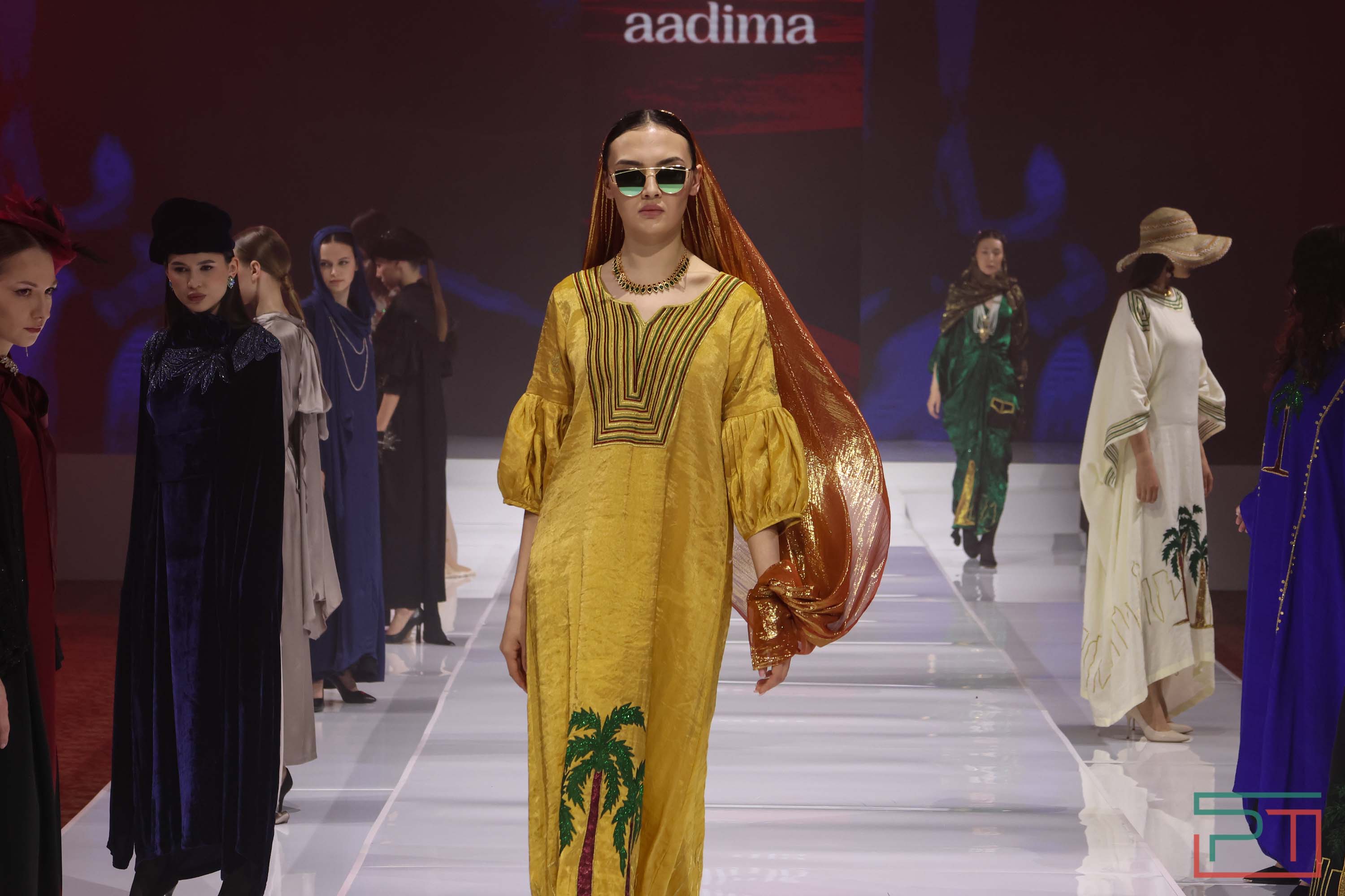 Показ благопристойной моды Modest Fashion Day