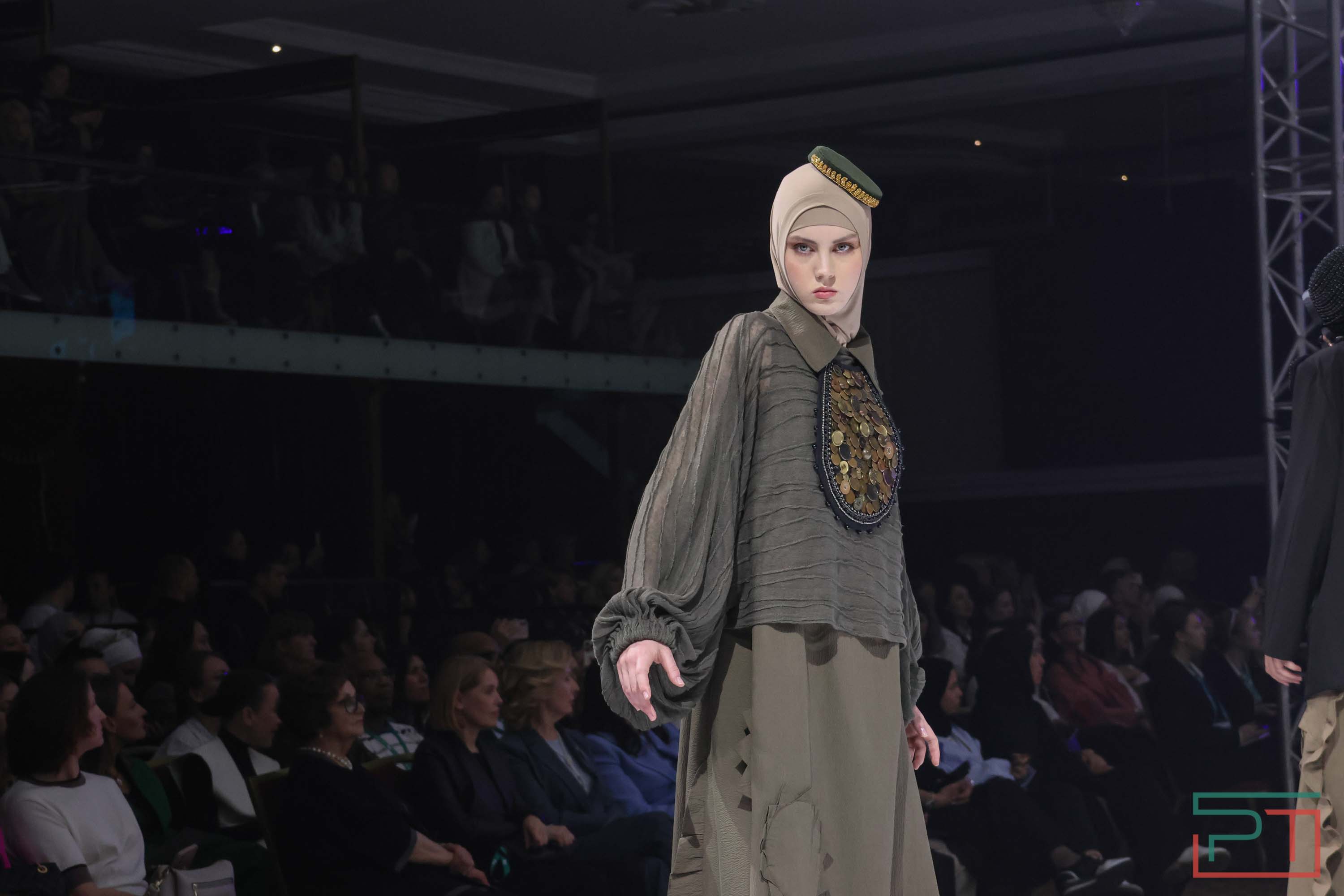 Показ благопристойной моды Modest Fashion Day