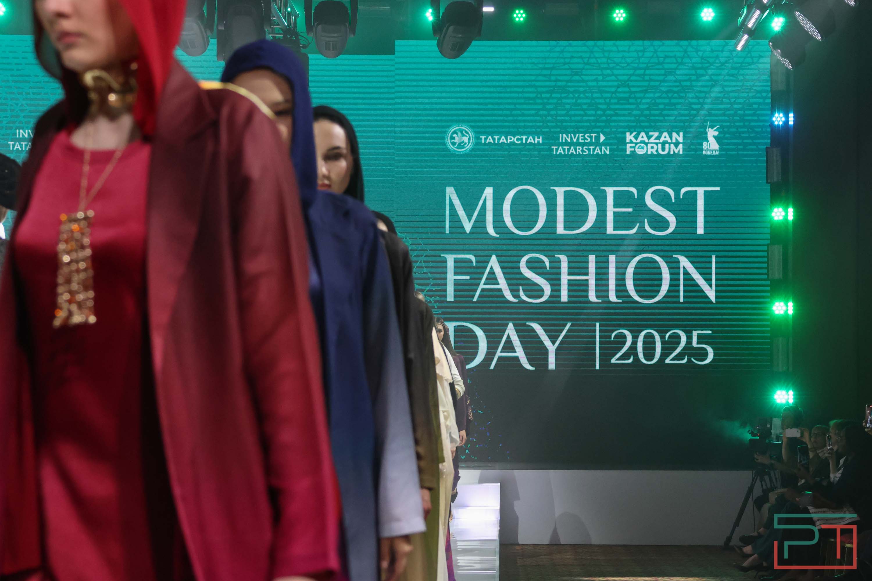 Показ благопристойной моды Modest Fashion Day