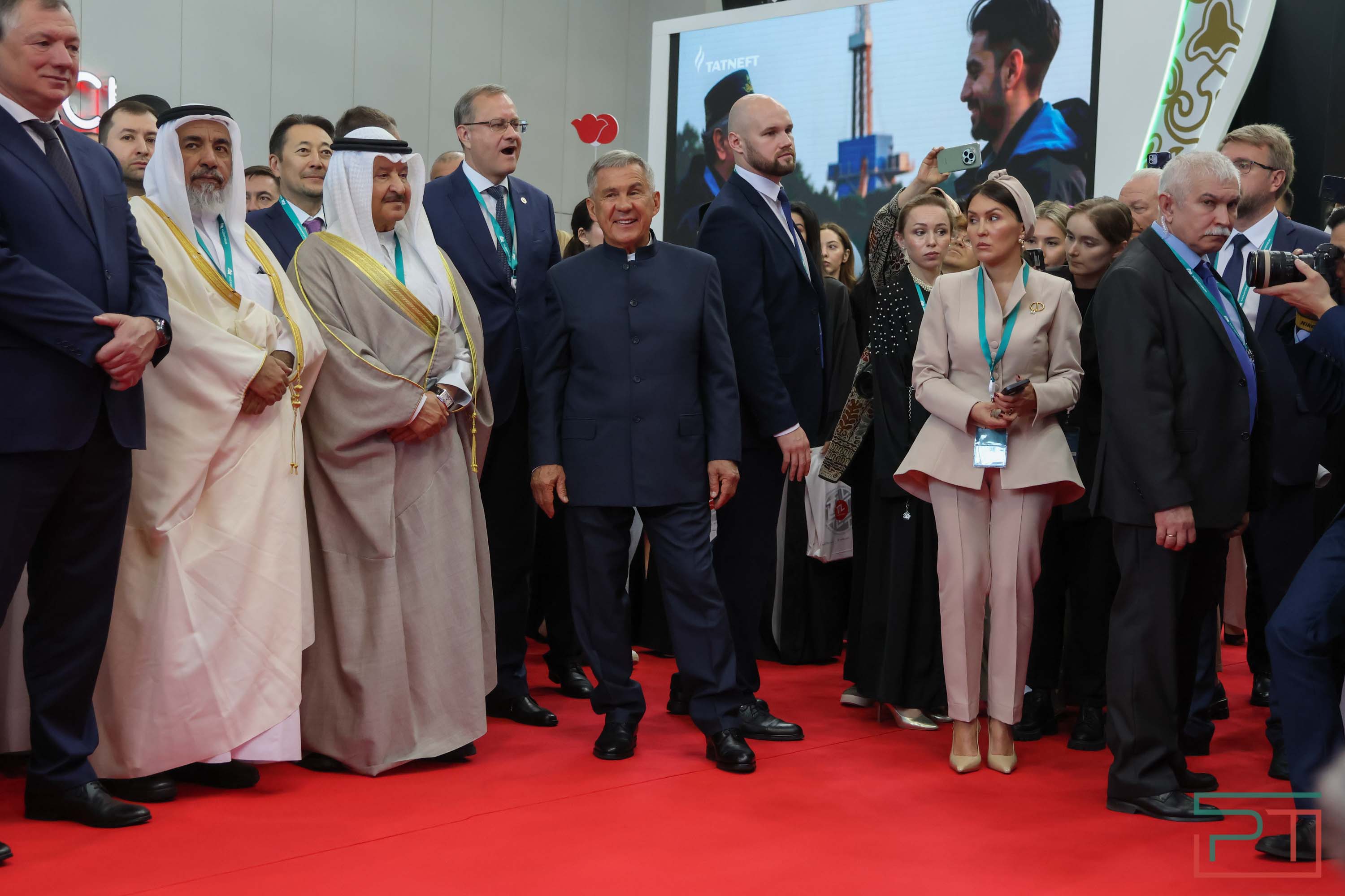 Открытие XVI KazanForum