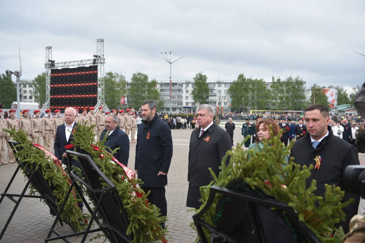 Города и районы Татарстана отмечают 9 мая – фотообзор