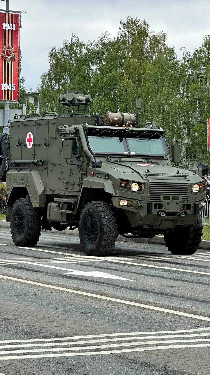 Города и районы Татарстана отмечают 9 мая – фотообзор