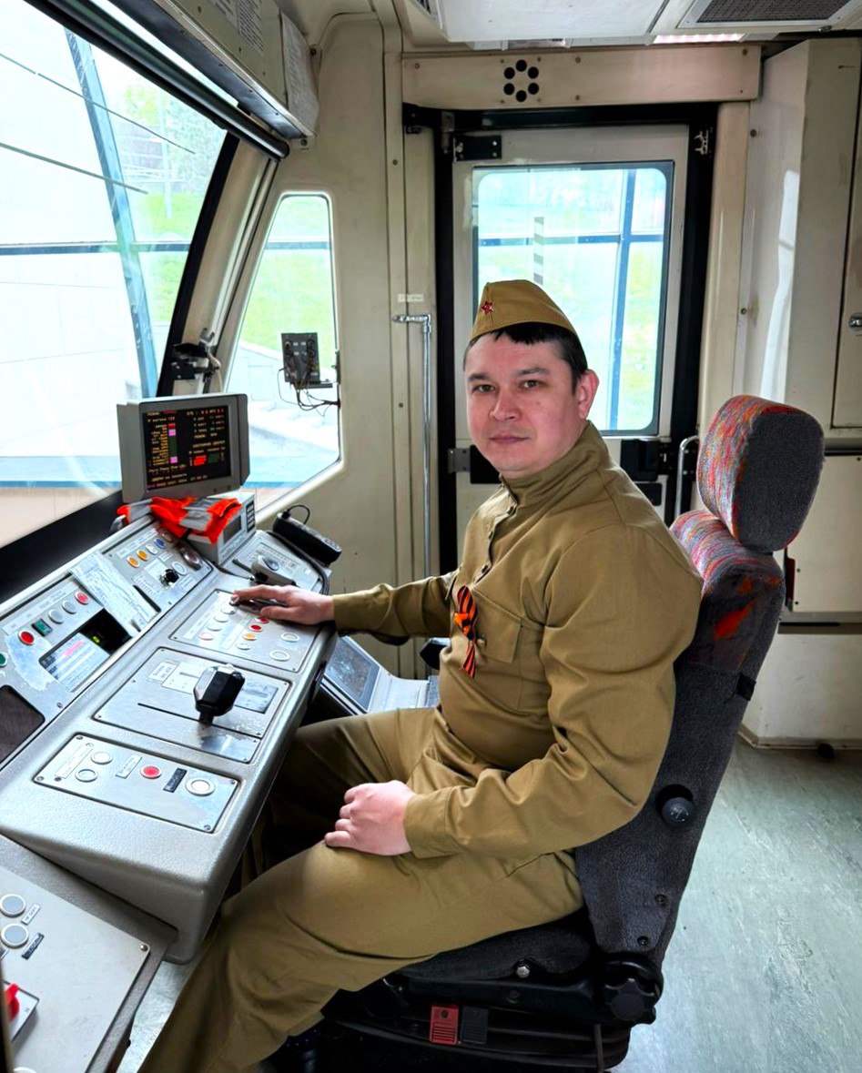 Сотрудники метрополитена Казани переоделись в форму военных лет