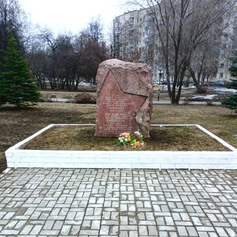 Памятники и мемориалы Казани готовят ко Дню Победы — фото