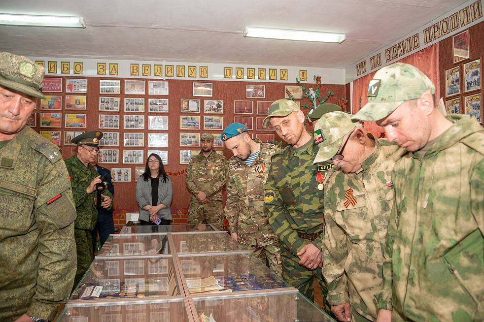 В школе Нижнекамского района открыли музеи в память героев Великой Отечественной и СВО