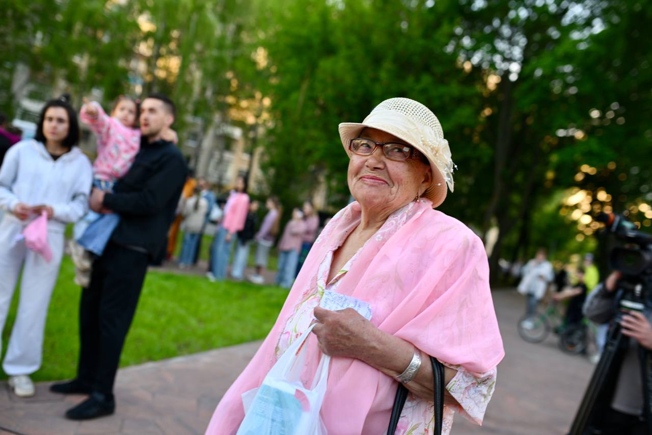 Более 2 тыс. жителей Казани отметили праздник двора под песни Салавата