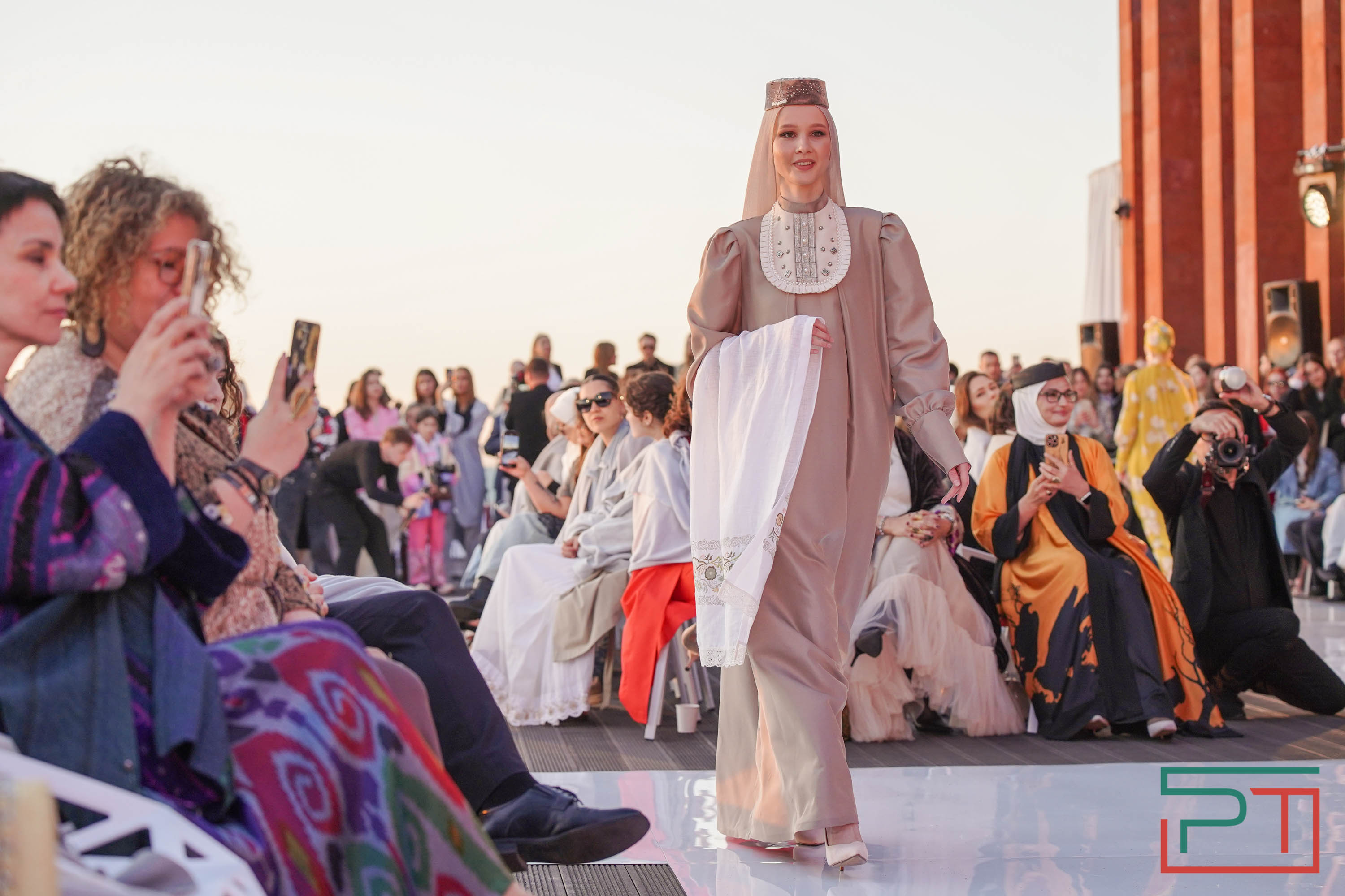 Показ-дефиле Союза дизайнеров Татарстана