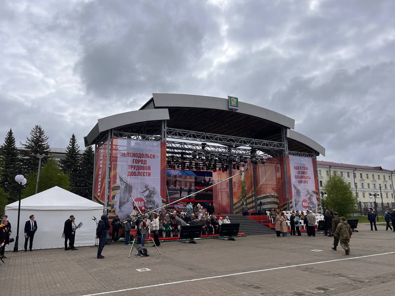 Города и районы Татарстана отмечают 9 мая – фотообзор