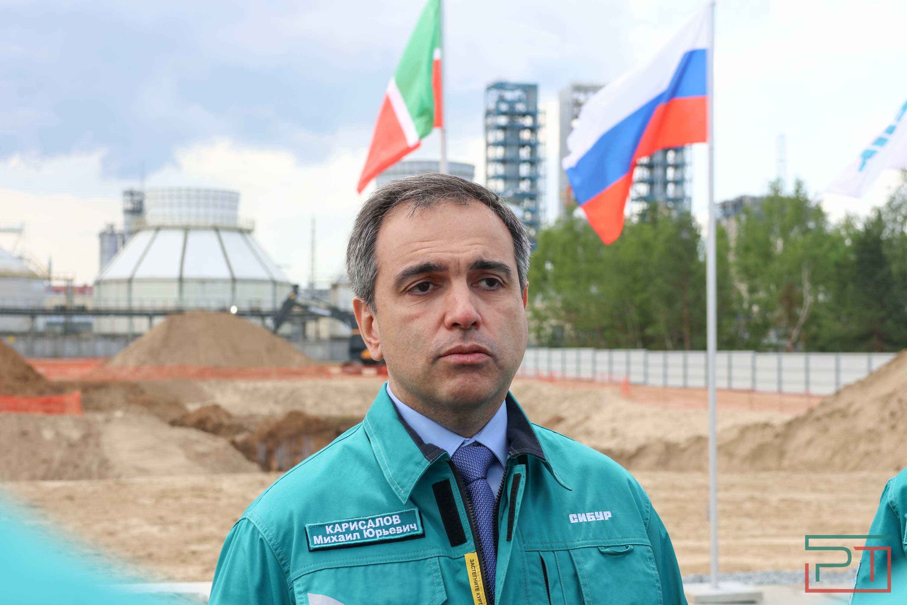 Минниханов запустил строительство фабрики катализаторов в Казани