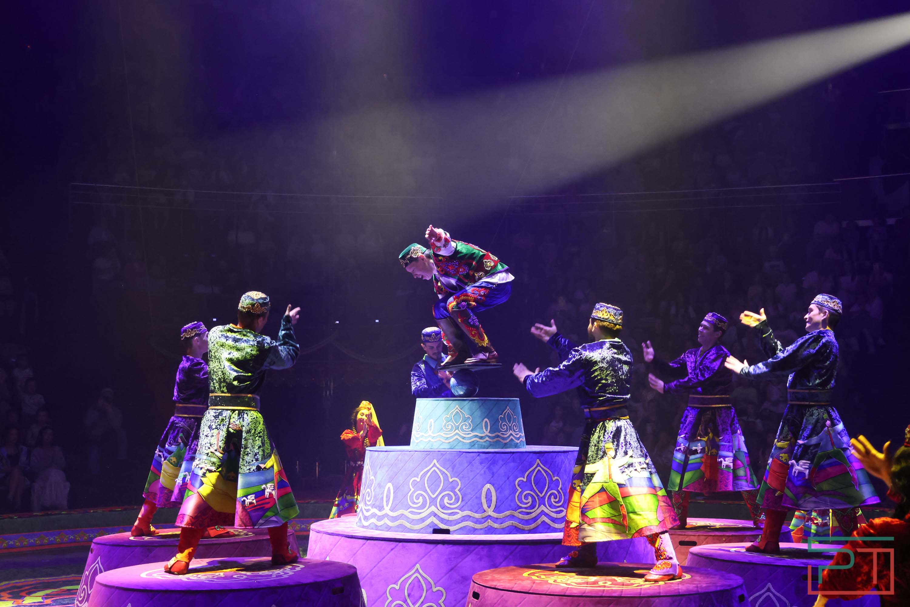 Премьера спектакля «Мирас»