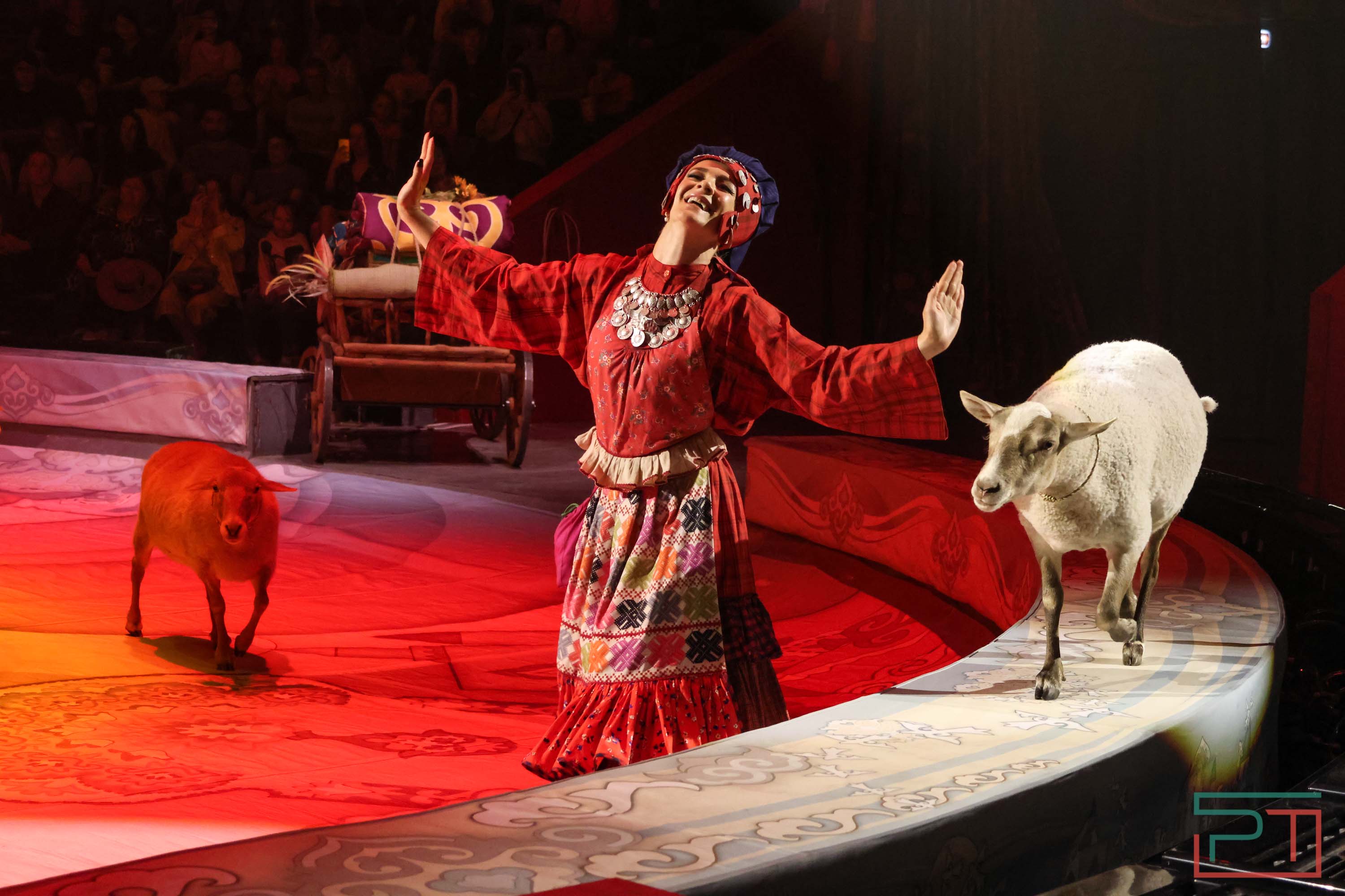 Премьера спектакля «Мирас»