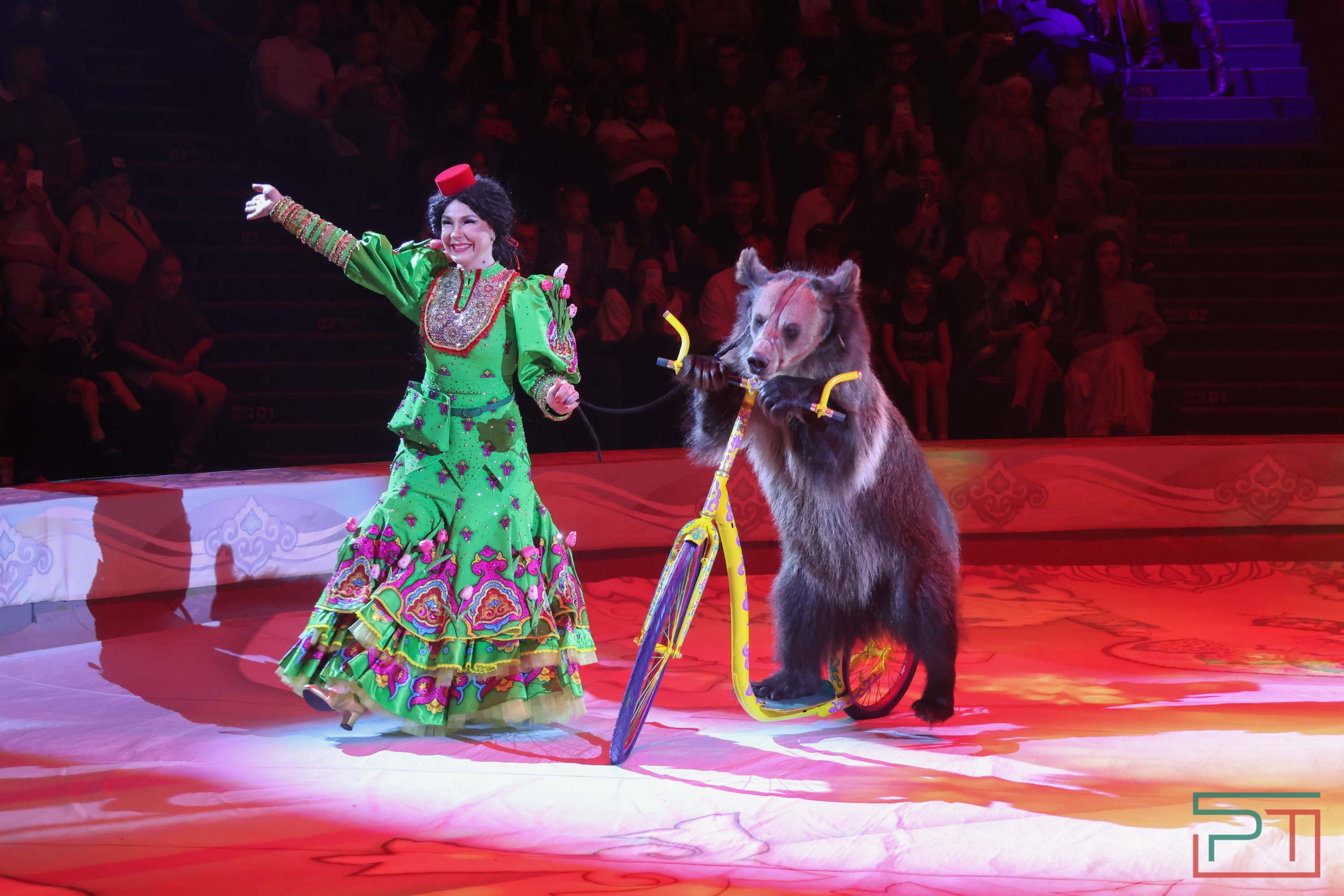 Премьера спектакля «Мирас»