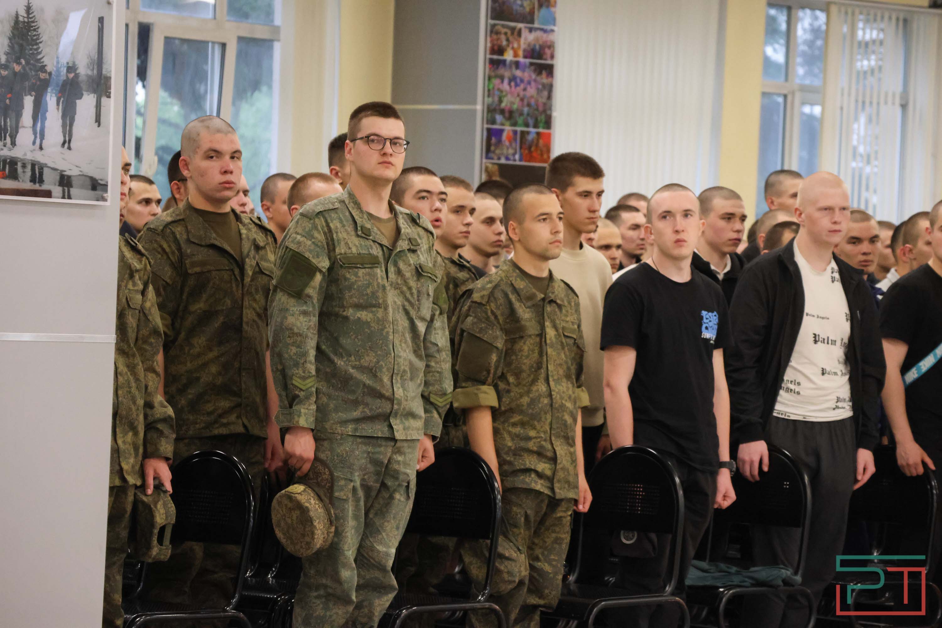 Концерт, посвященный отправке воинского эшелона