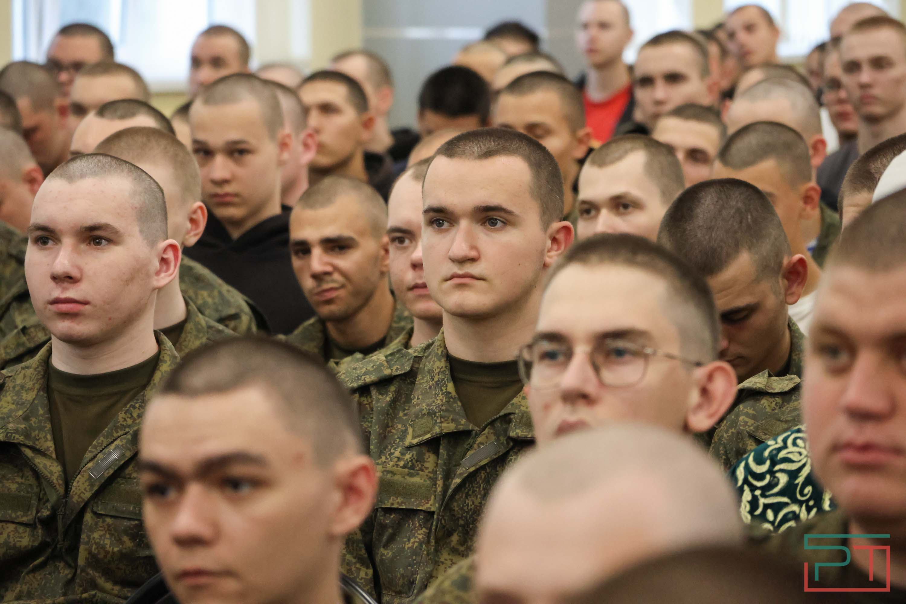 Концерт, посвященный отправке воинского эшелона