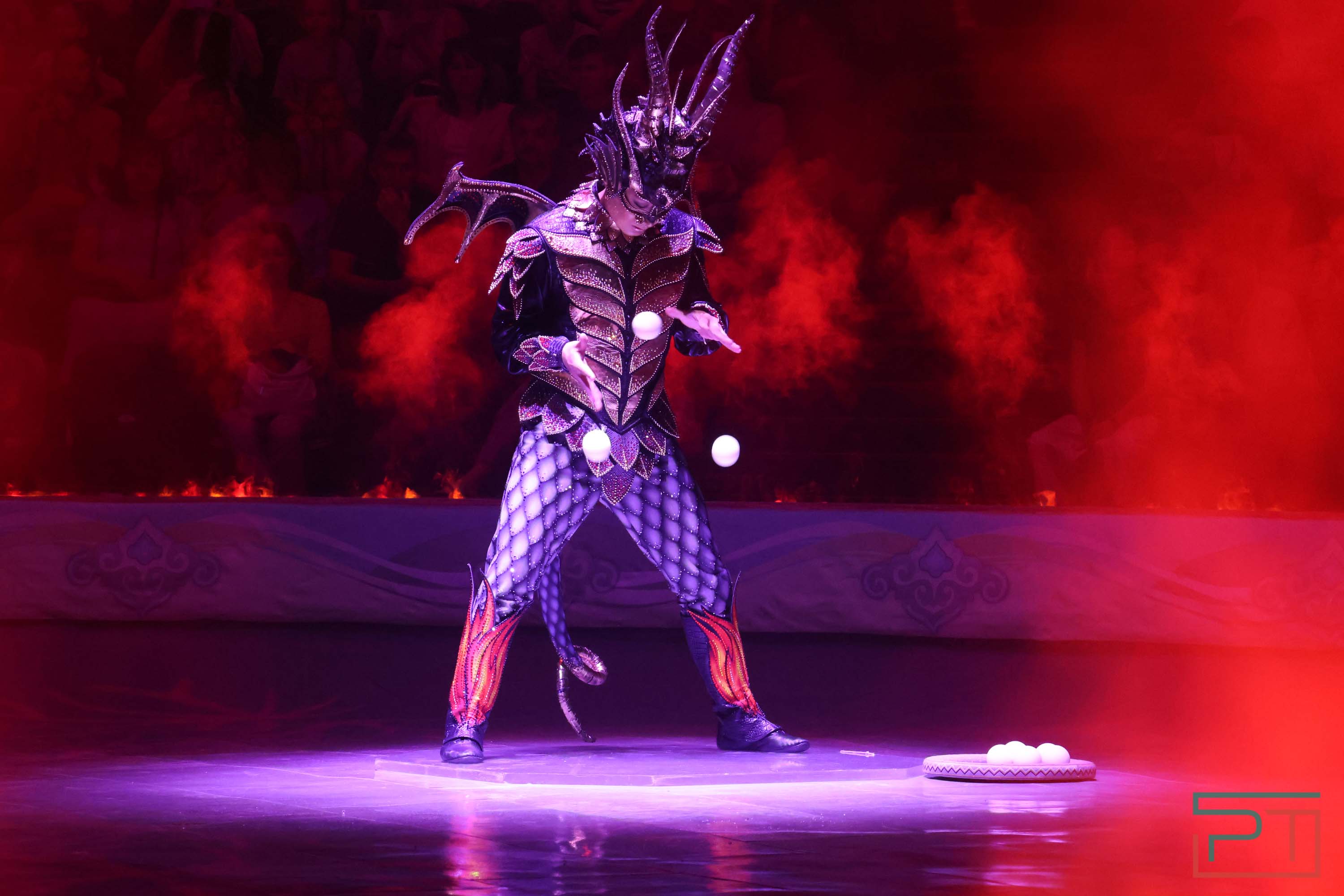 Премьера спектакля «Мирас»