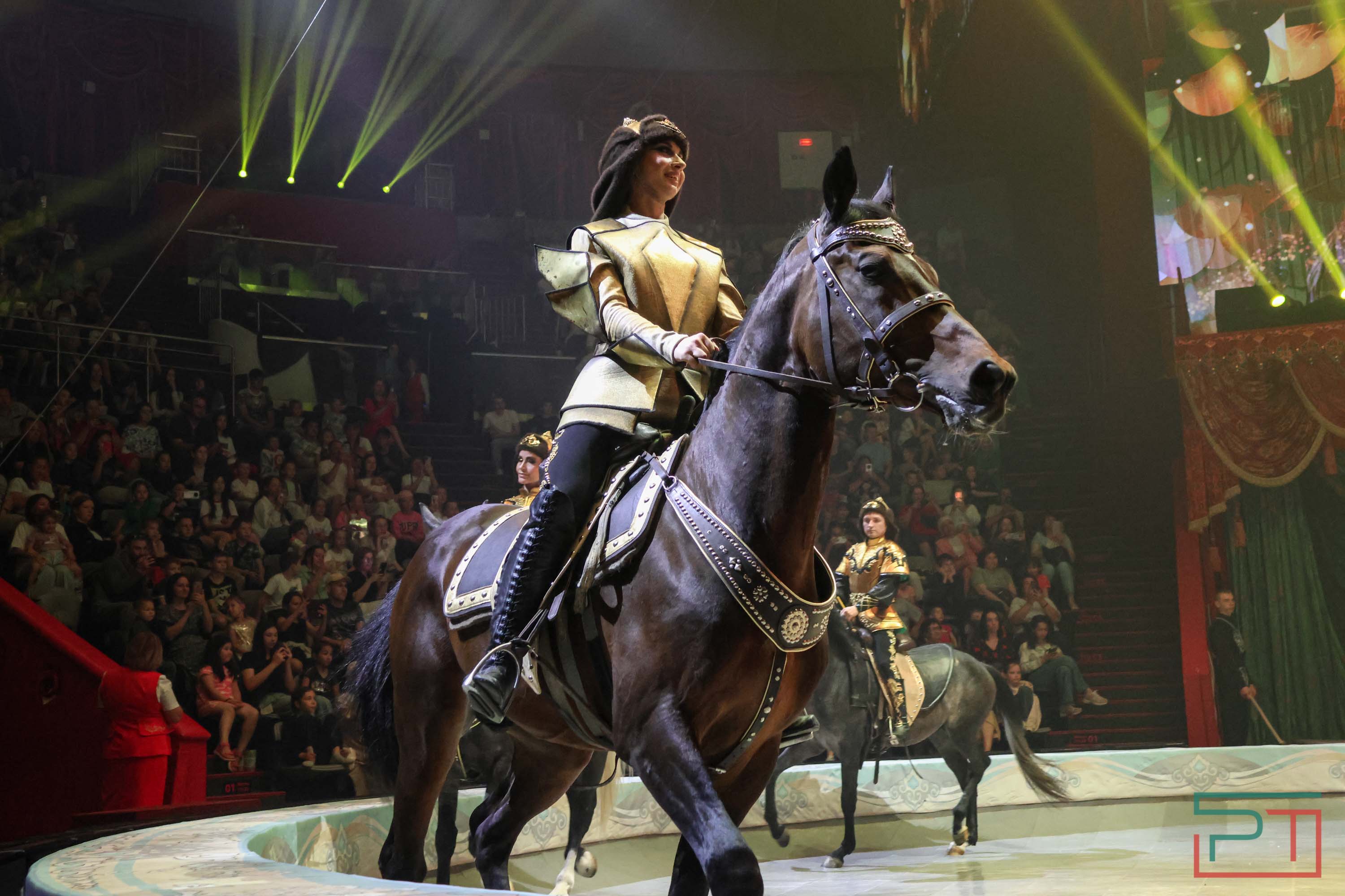 Премьера спектакля «Мирас»