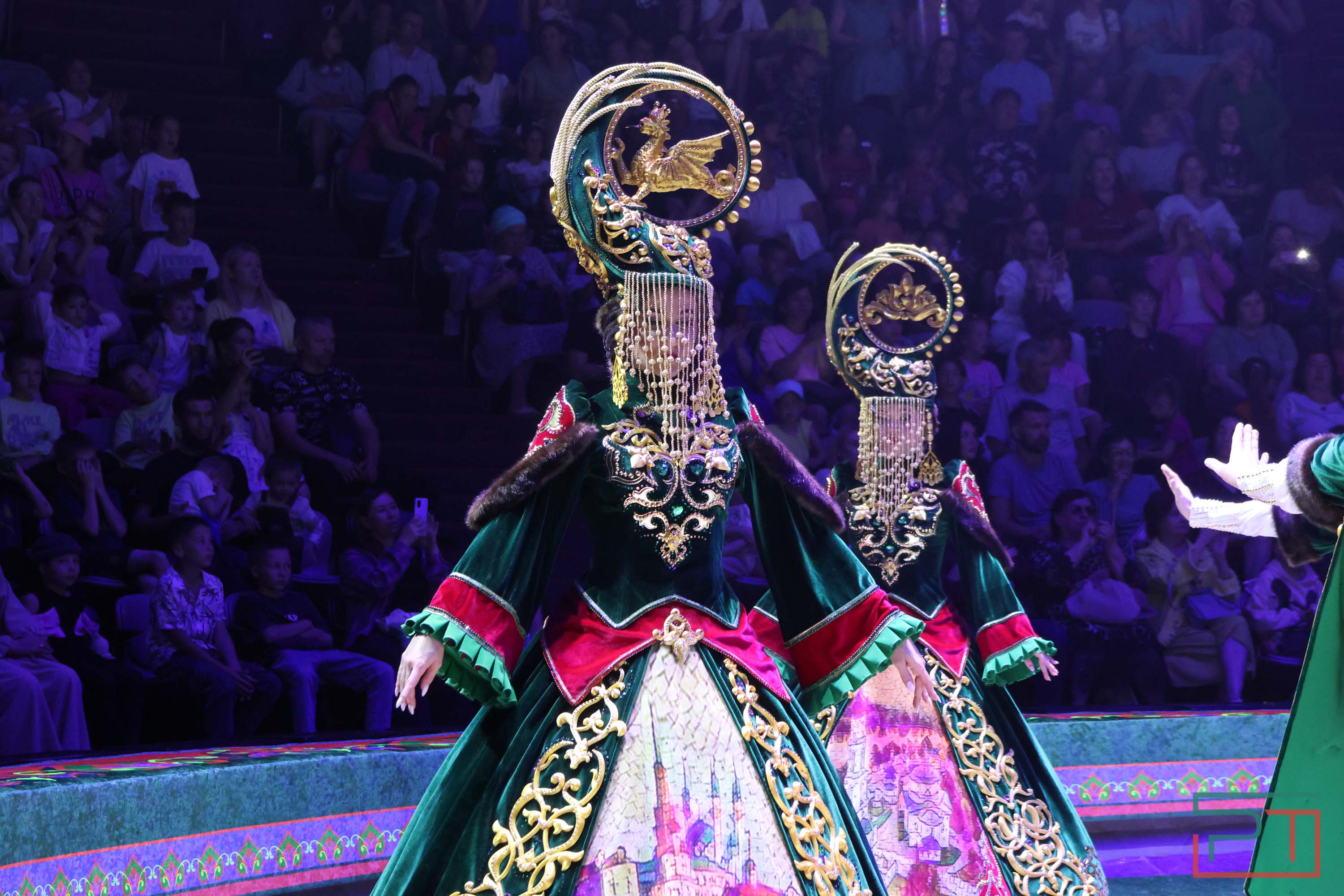 Премьера спектакля «Мирас»