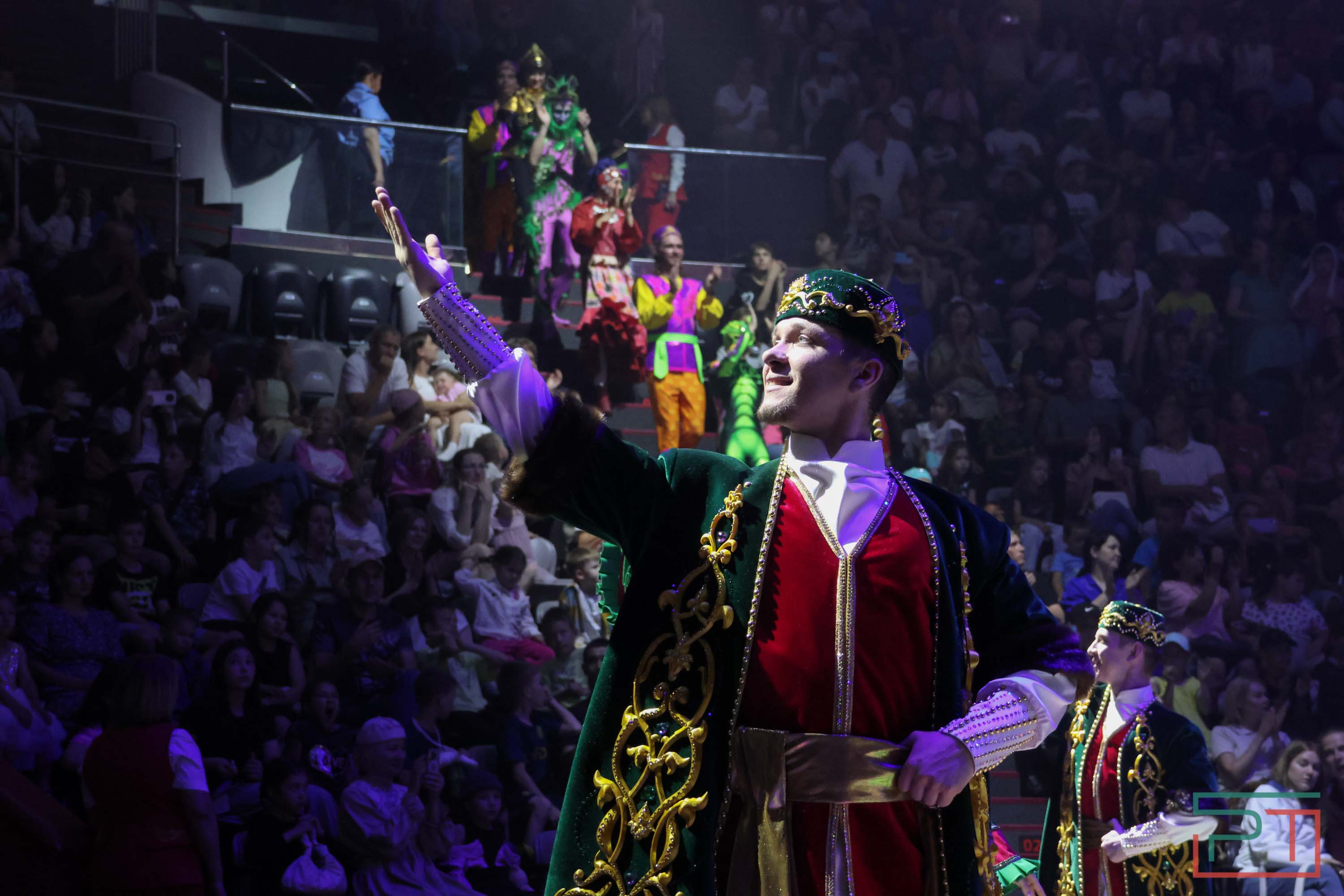 Премьера спектакля «Мирас»