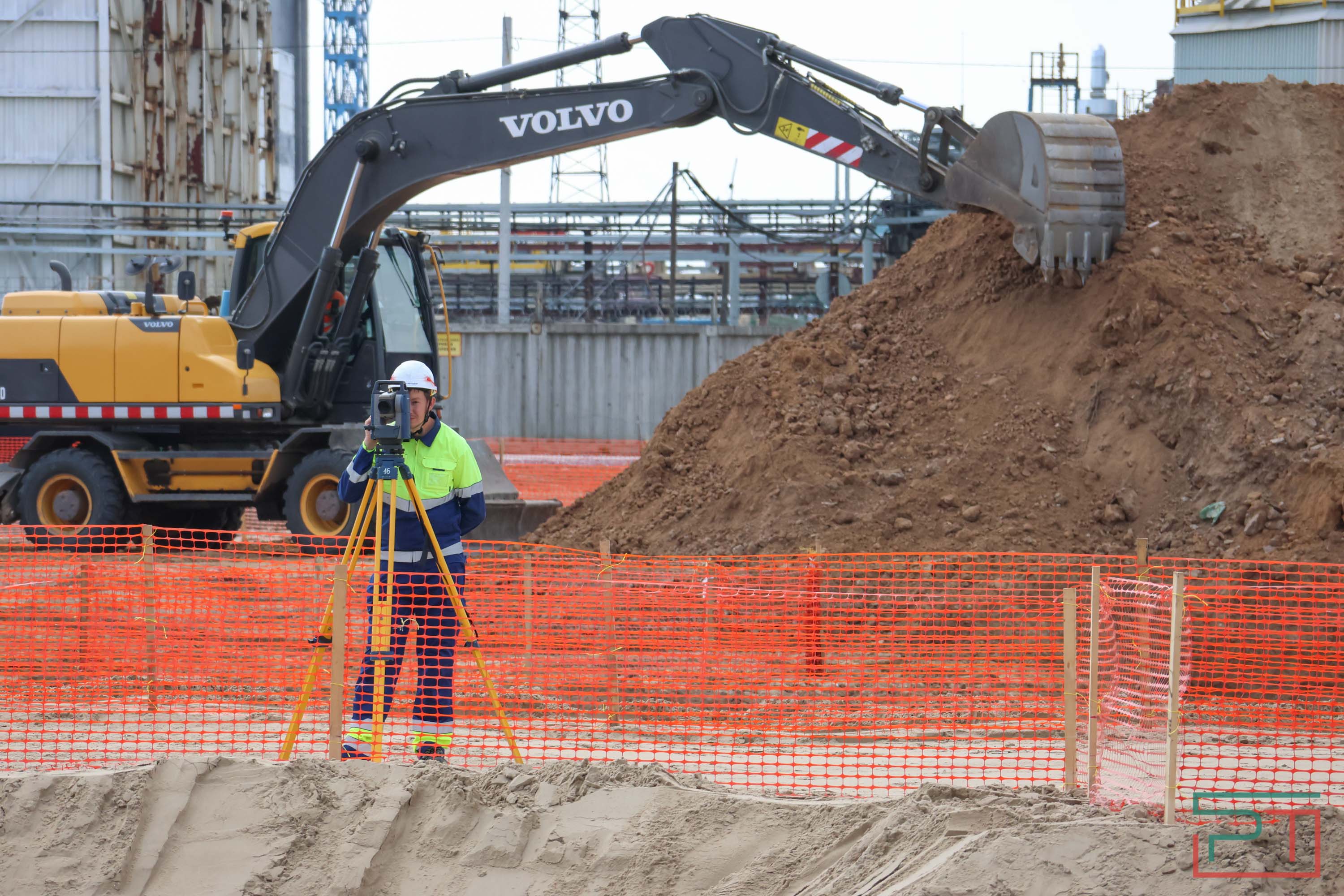 Минниханов запустил строительство фабрики катализаторов в Казани