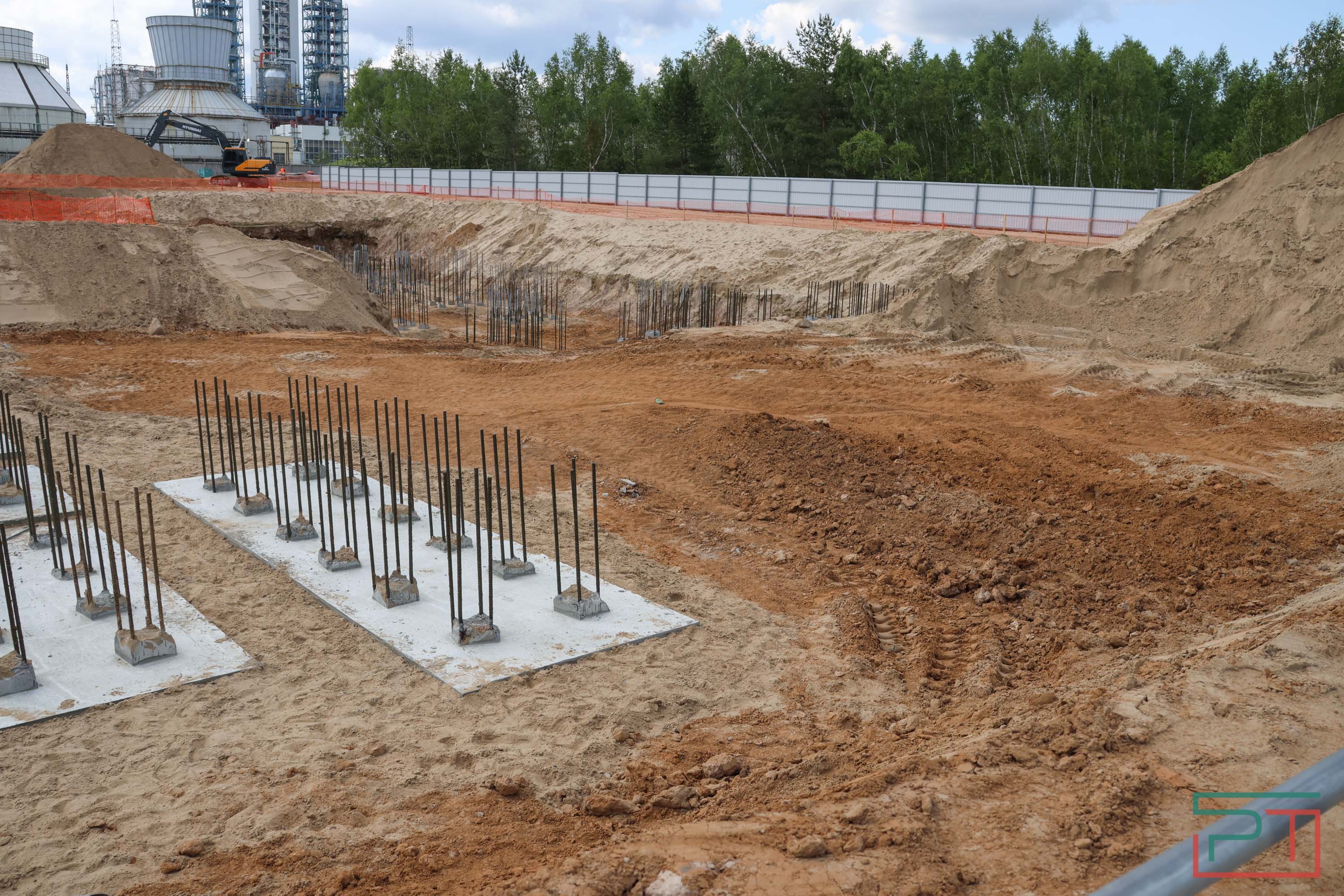 Минниханов запустил строительство фабрики катализаторов в Казани