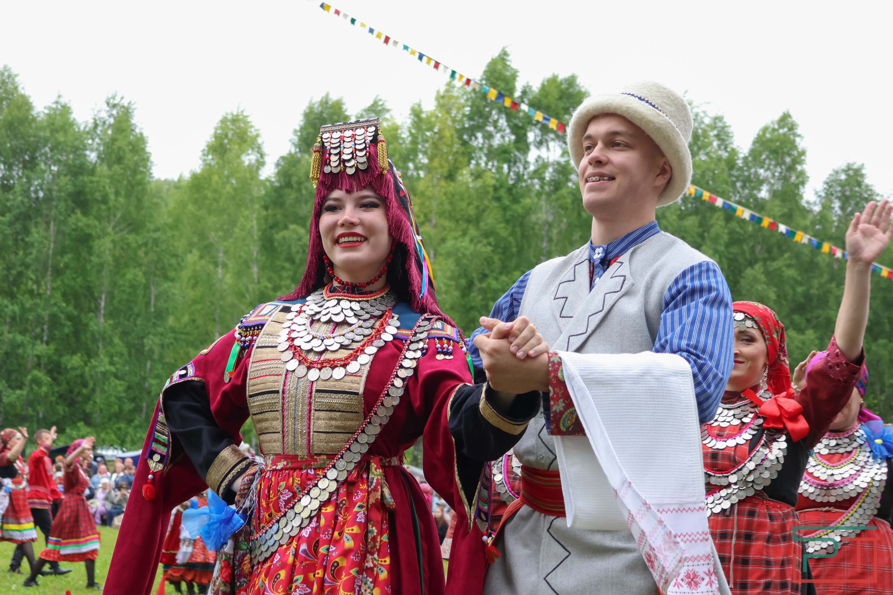 Удмуртский праздник «Гырон быдтон»