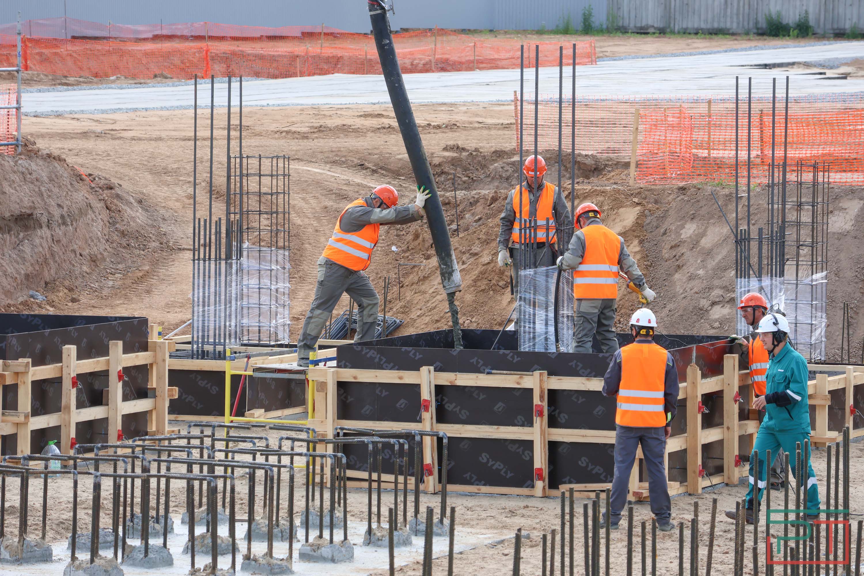 Минниханов запустил строительство фабрики катализаторов в Казани