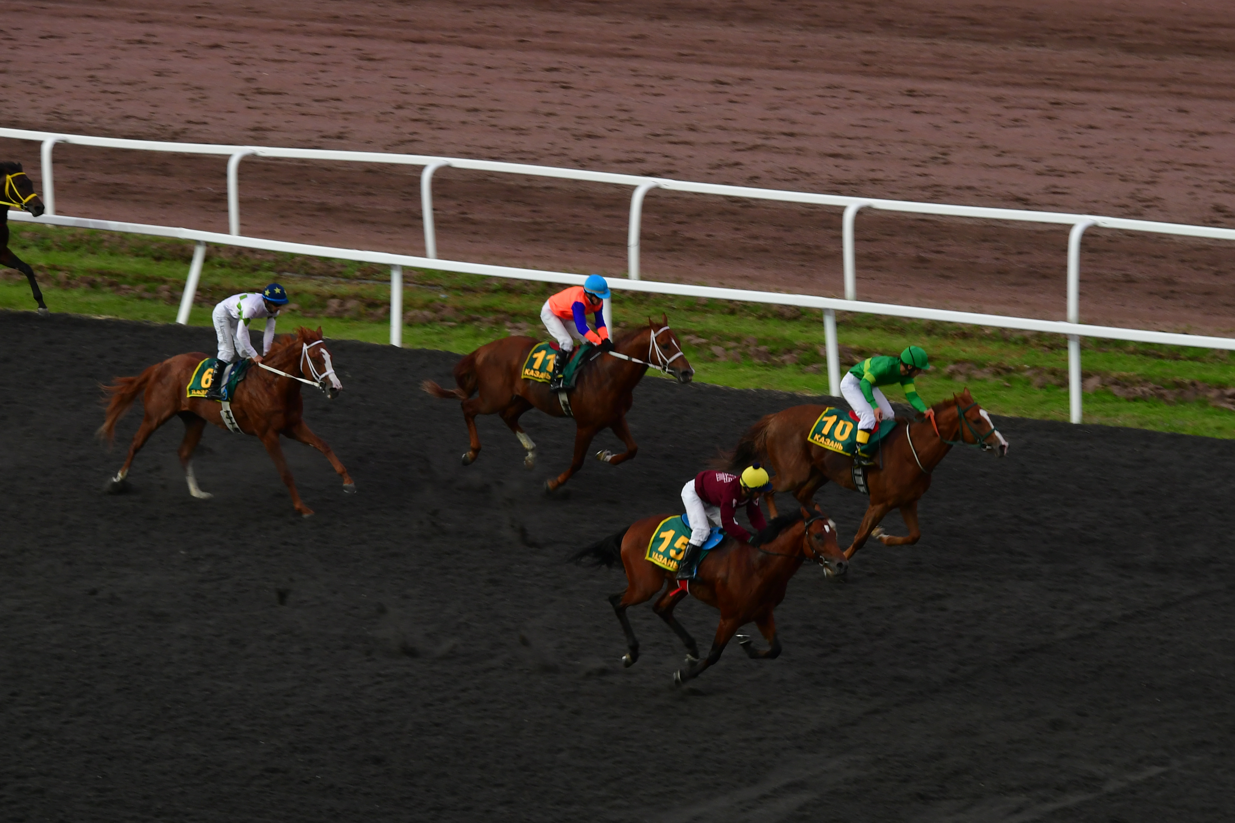 Минниханов и Шаймиев побывали на конных скачках в честь Сабантуя в Казани