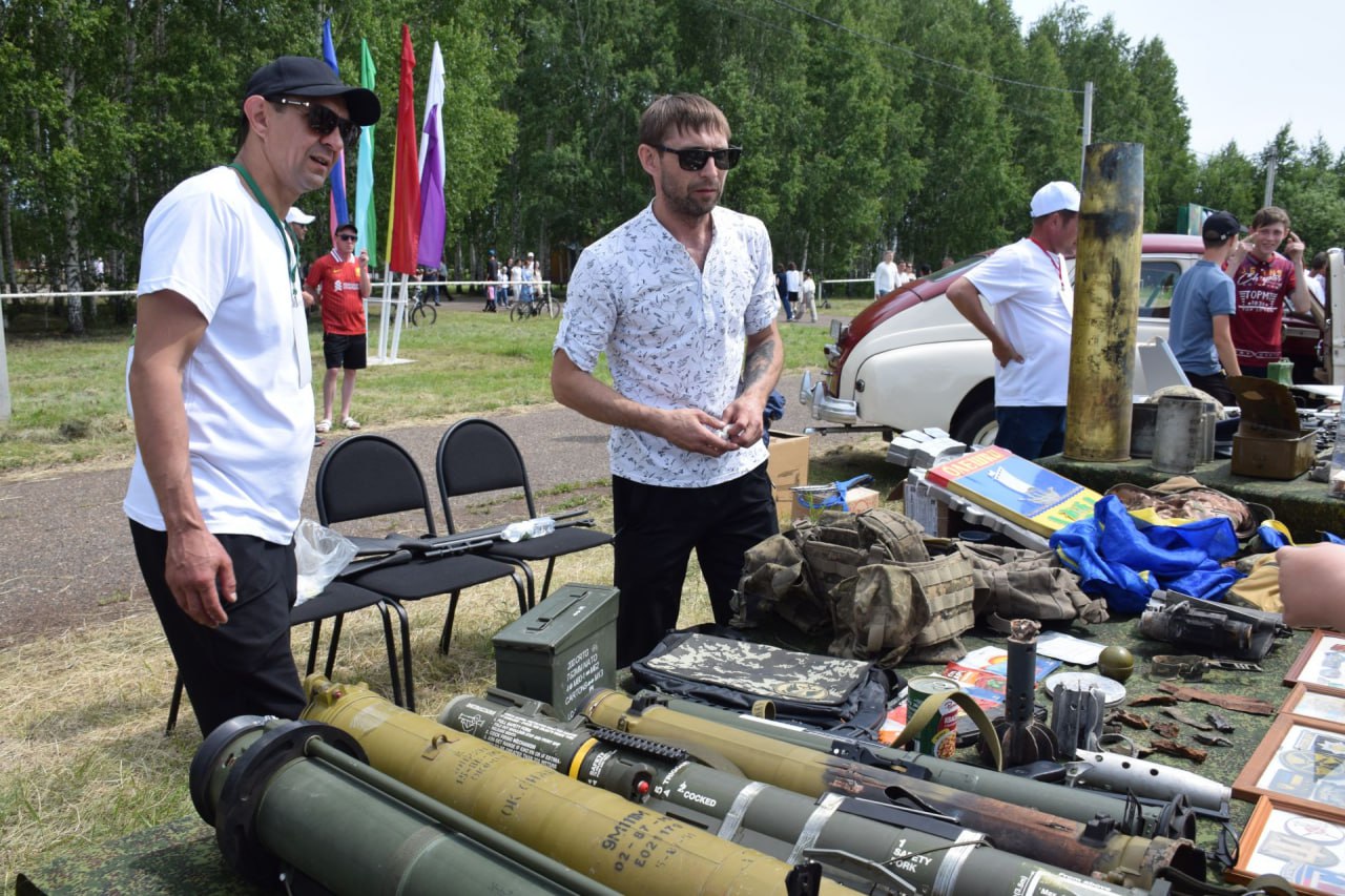 Выставку трофеев СВО представили гостям Сабантуя в Нурлате