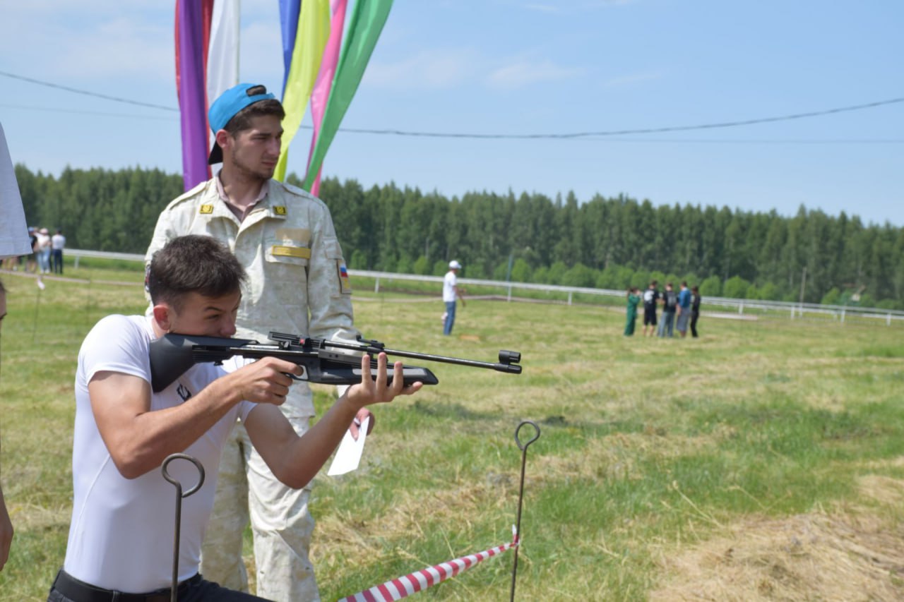 Выставку трофеев СВО представили гостям Сабантуя в Нурлате
