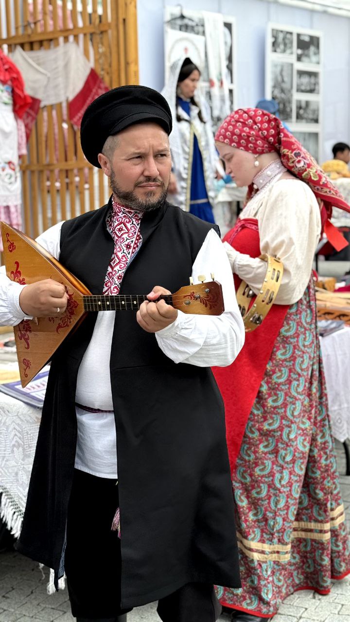 Минниханов показал, как Татарстан отмечает День России: Дружная многонациональная семья