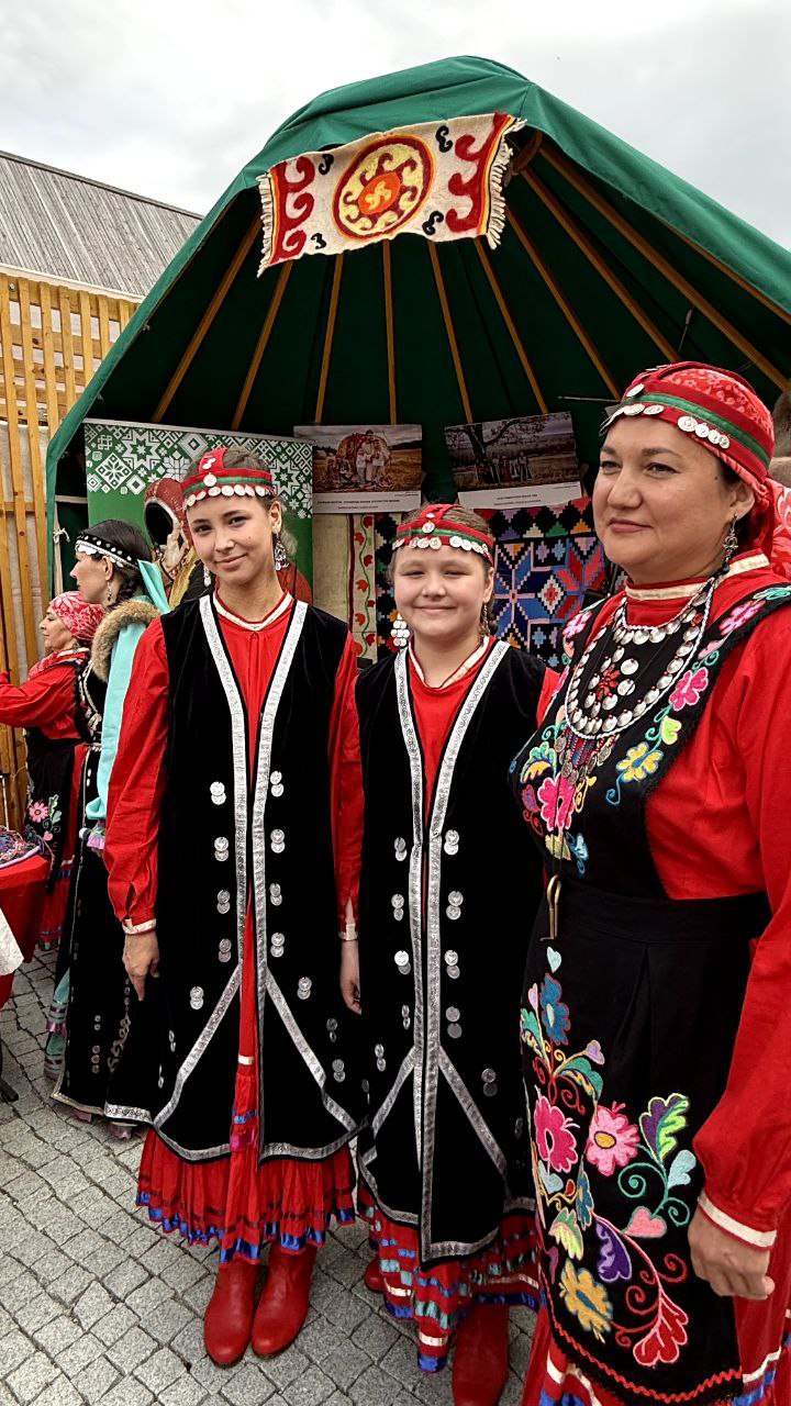 Минниханов показал, как Татарстан отмечает День России: Дружная многонациональная семья